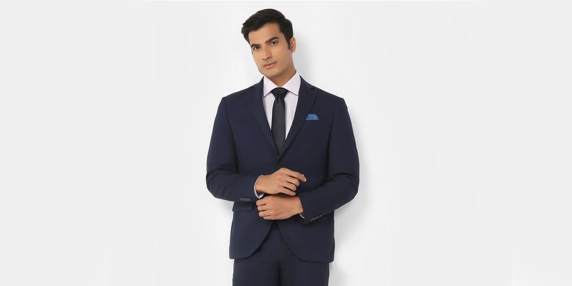 How to Style a Blue Suit: Shirt Color Combinations That Work