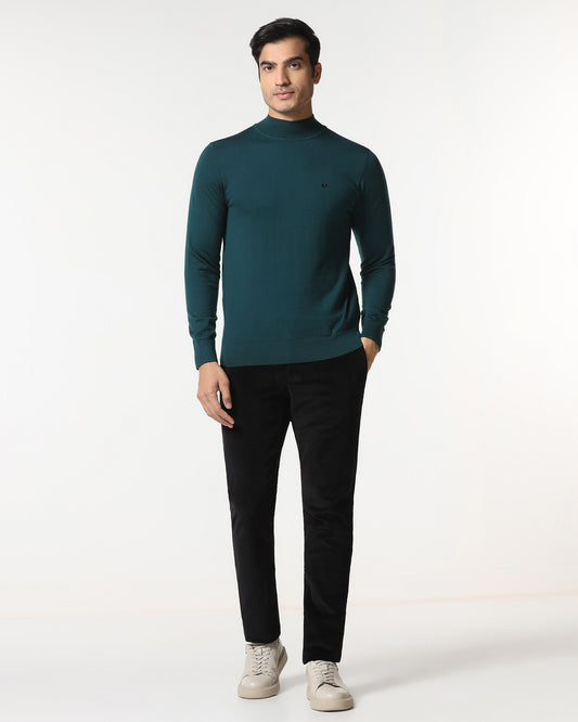 Black Corduroy Solid Khakis - Gerone