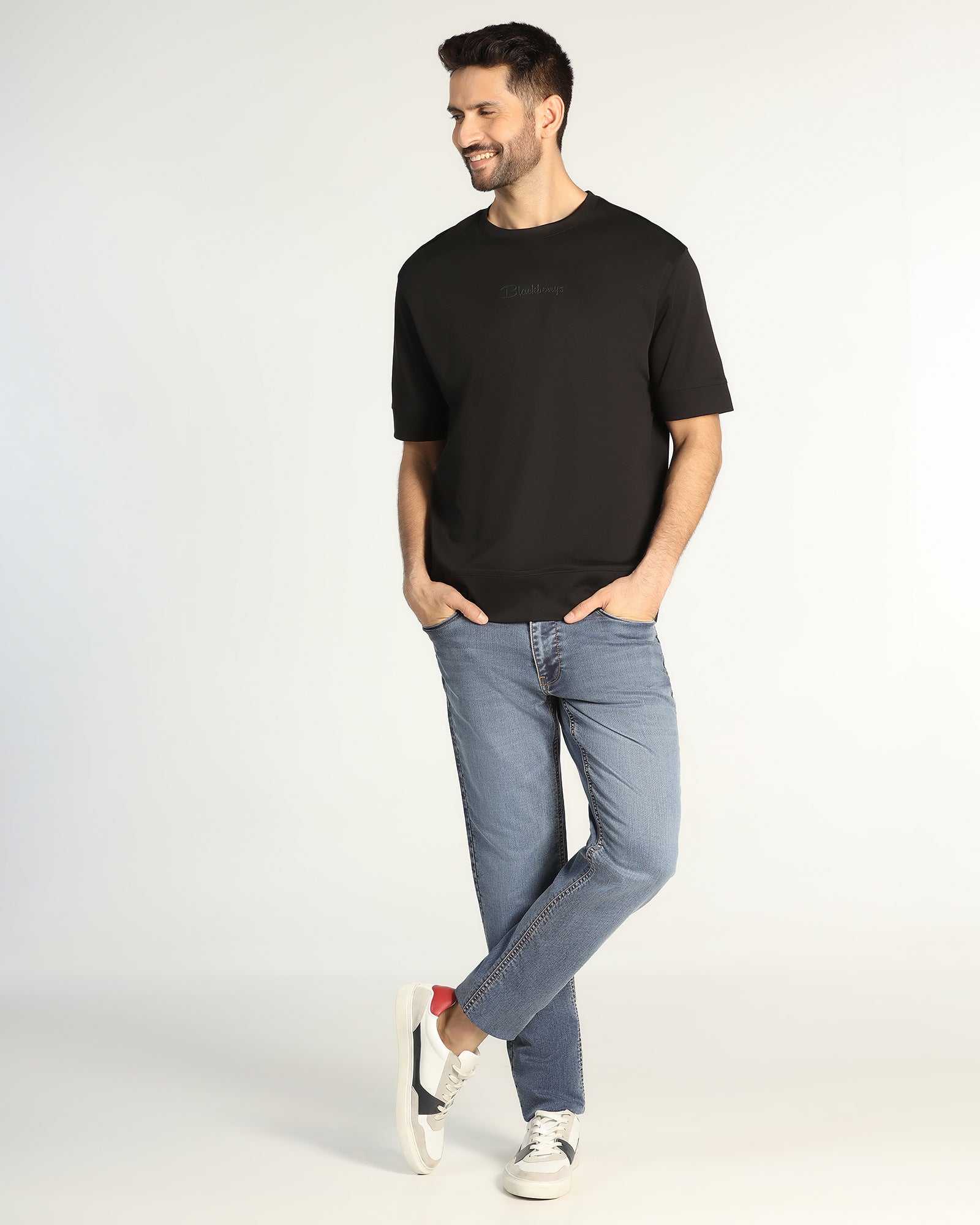 Black Crew Neck Solid T-Shirt - Toss