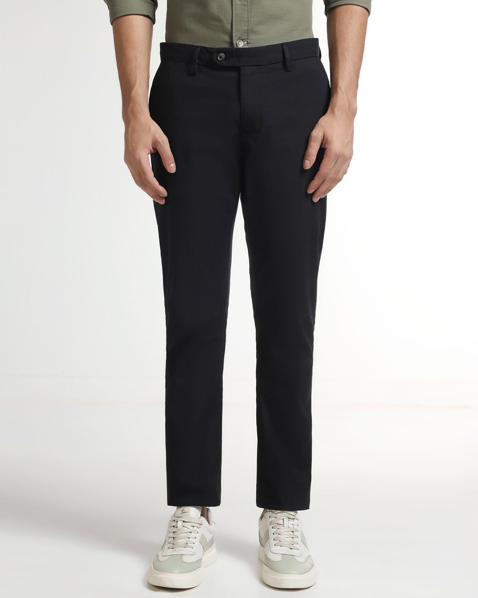 Black Non Iron Solid Khakis - Tigiris