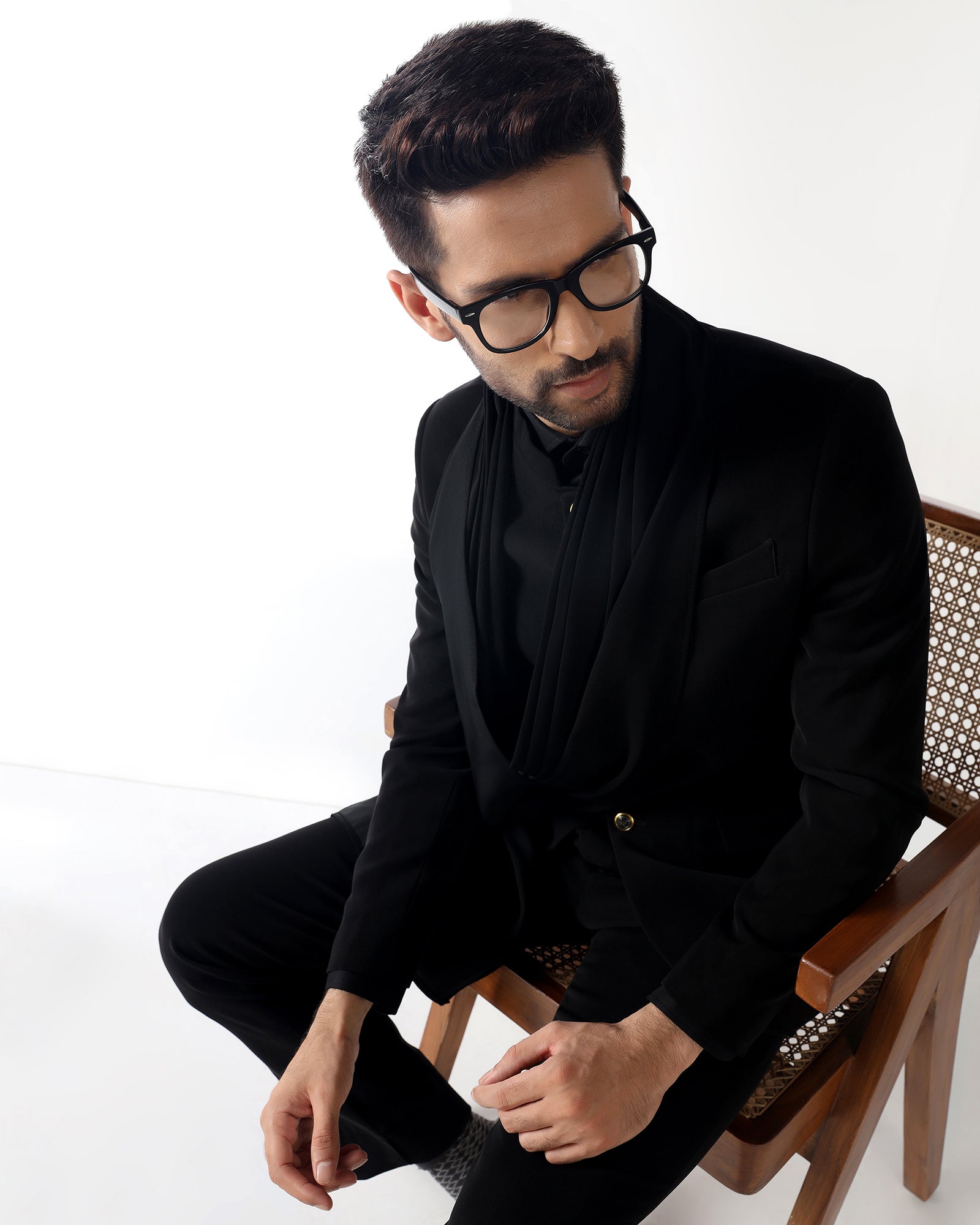 Black Two Piece Solid Suit - Quaf