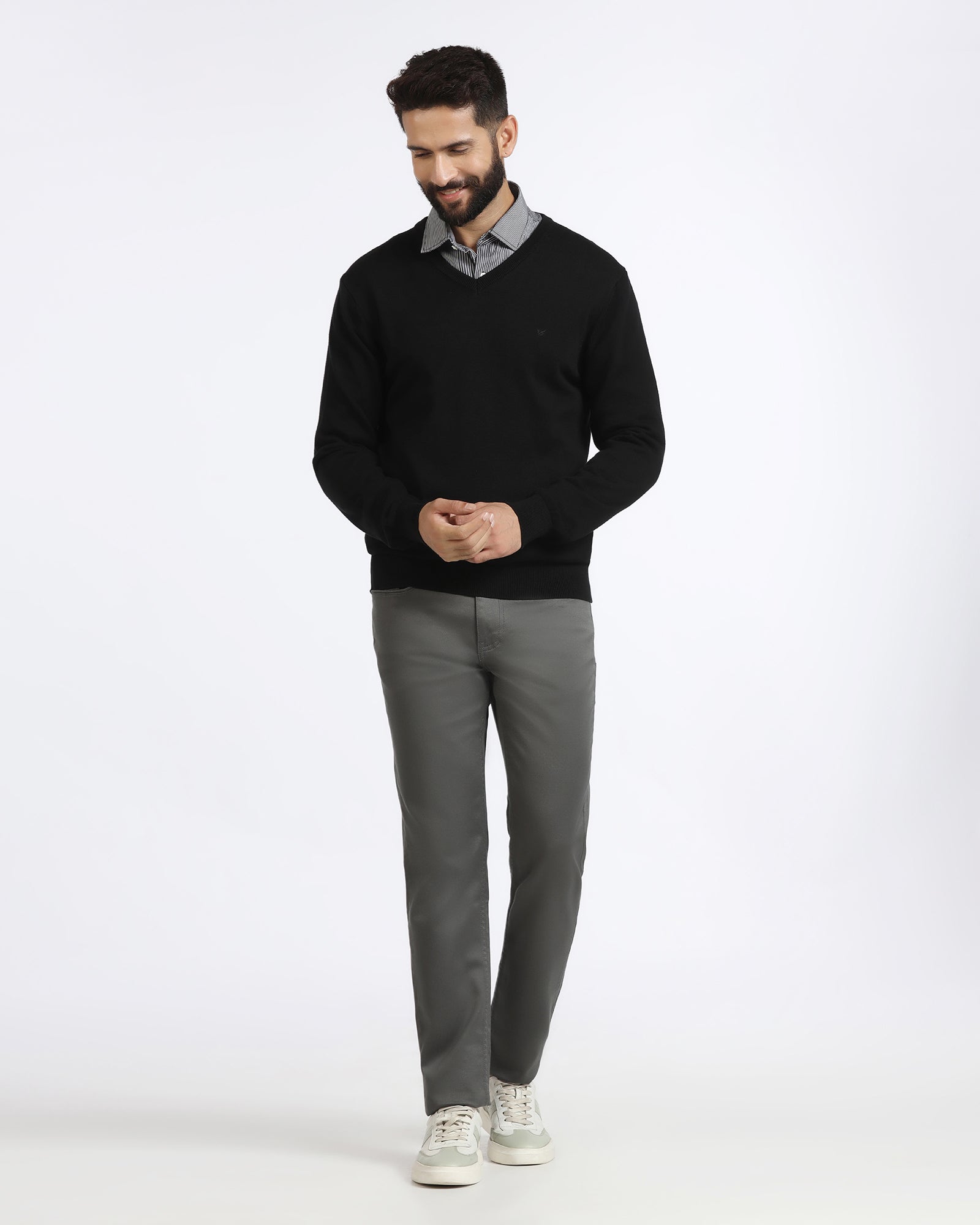 Black V-Neck Solid Sweatshirt - Vneckter