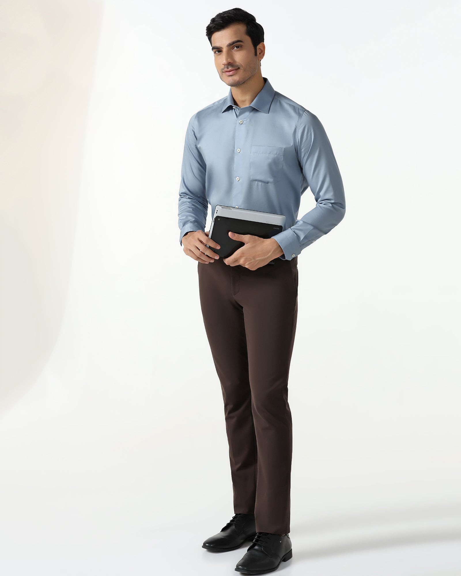 Blue Solid Shirt - Roger