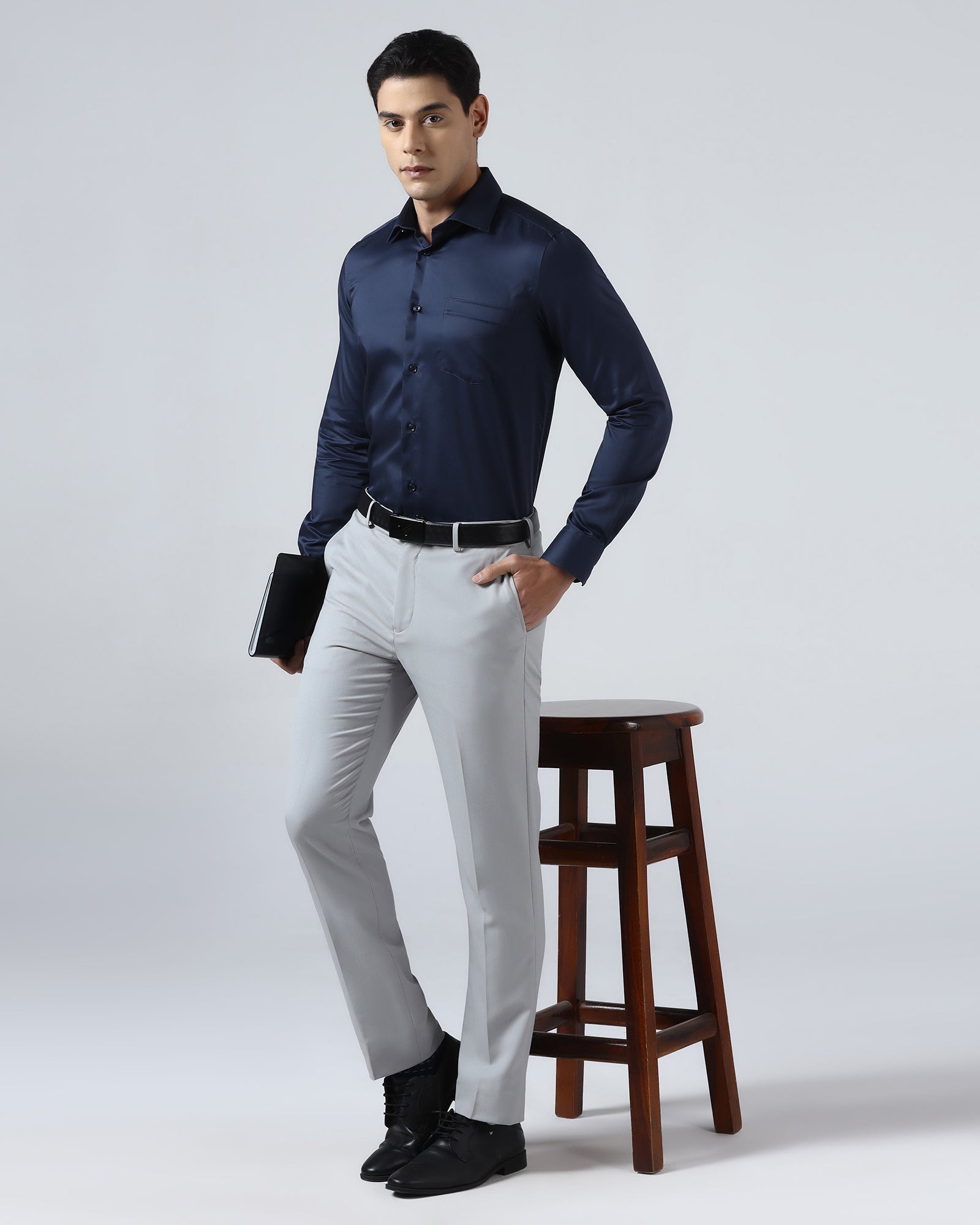 Blue Solid Shirt - Roger