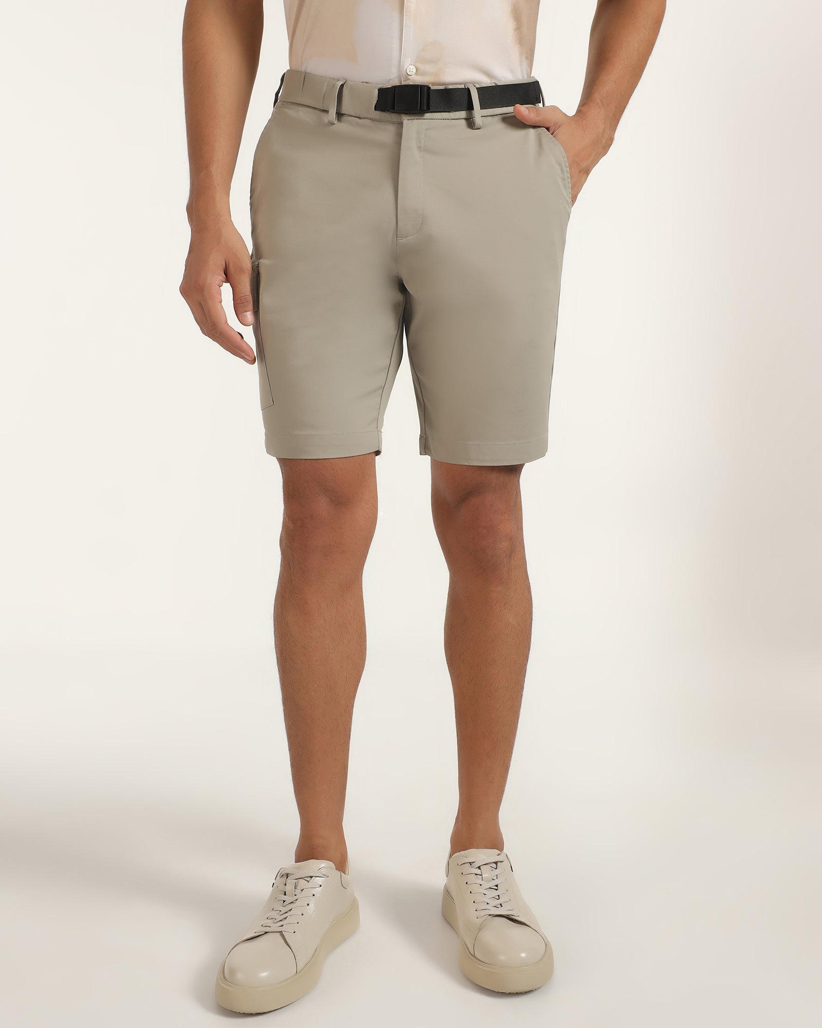 Casual Mouse Solid Shorts - Vik