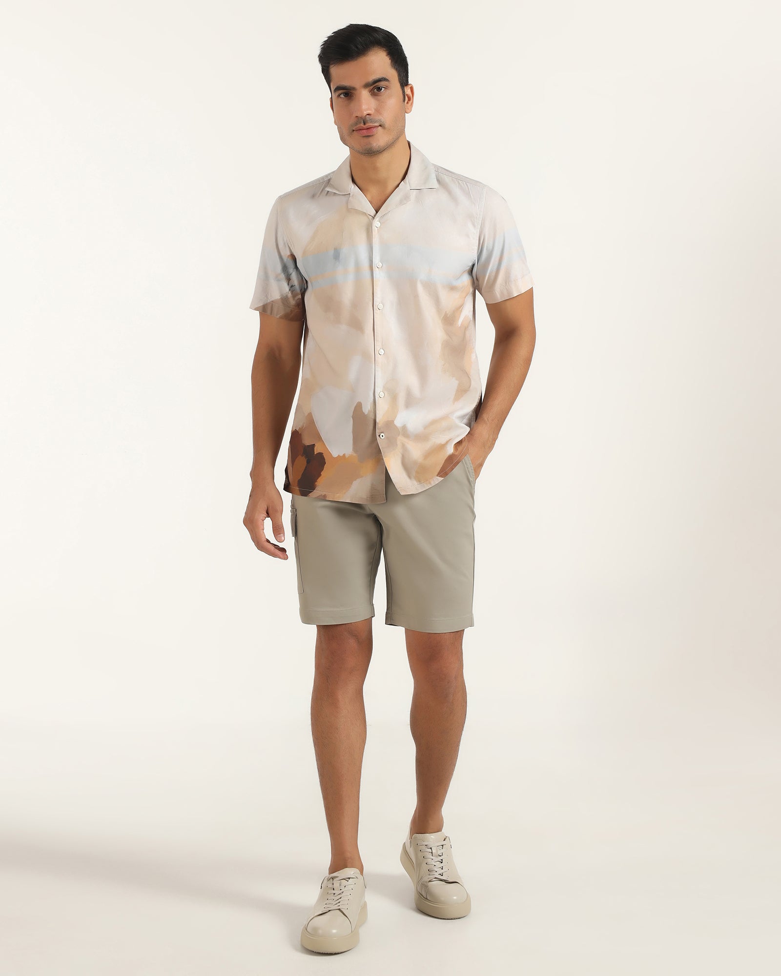 Casual Mouse Solid Shorts - Vik