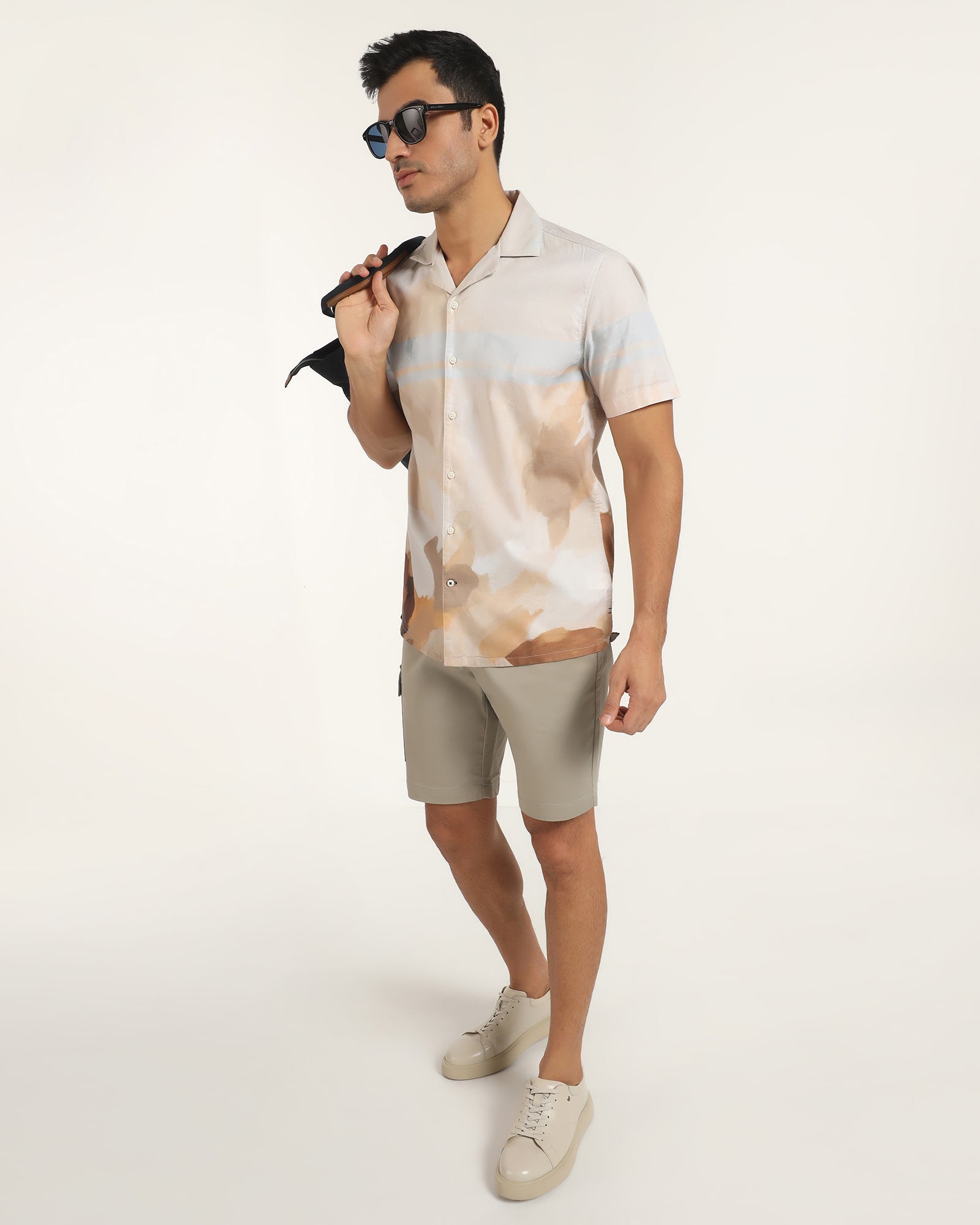 Casual Mouse Solid Shorts - Vik