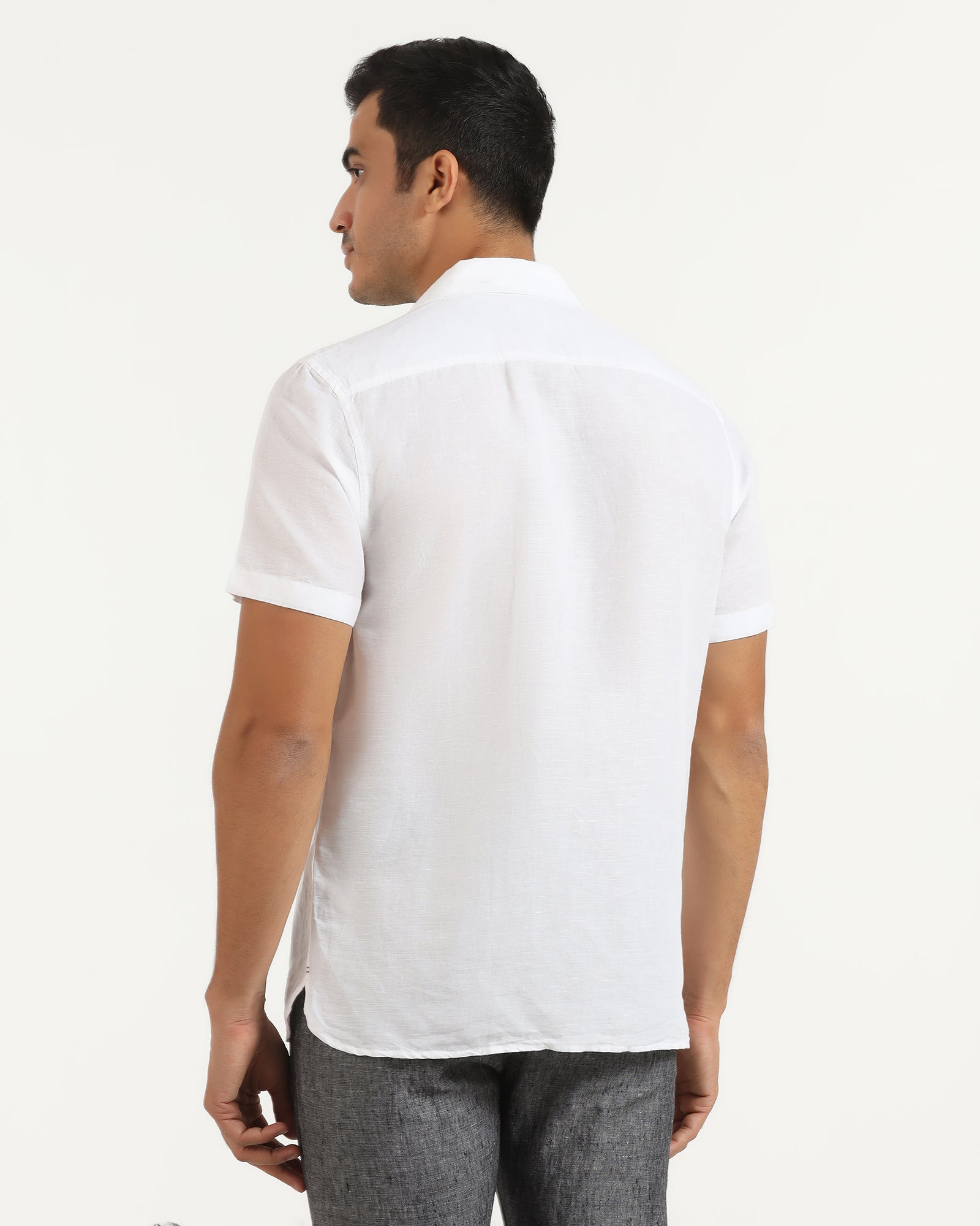 Casual Half Sleeve White Solid Shirt - Maison
