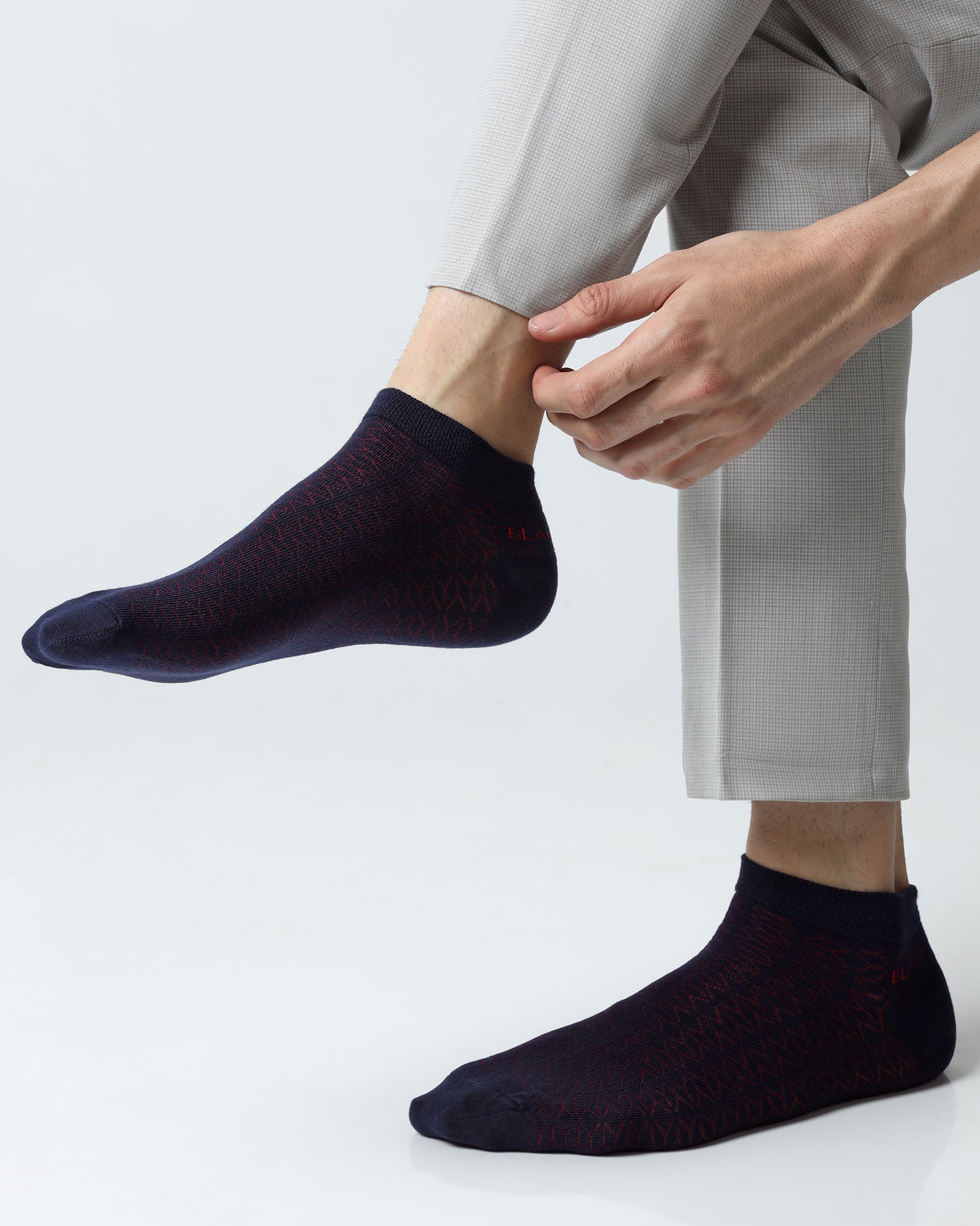 Cotton Multi Color Knitted Socks - Vawk