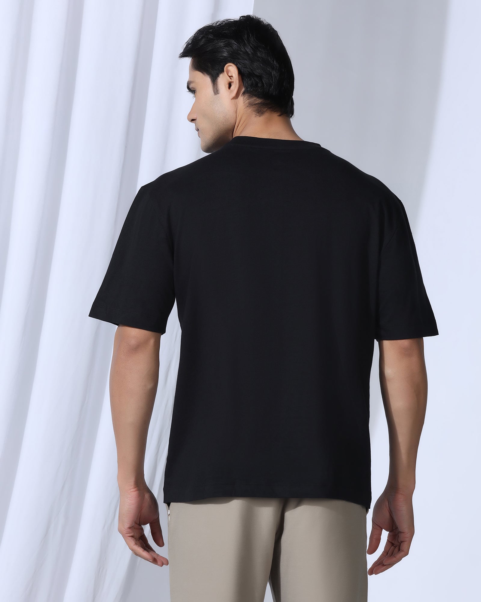 Crew Neck Black Solid T-Shirt - Stroke