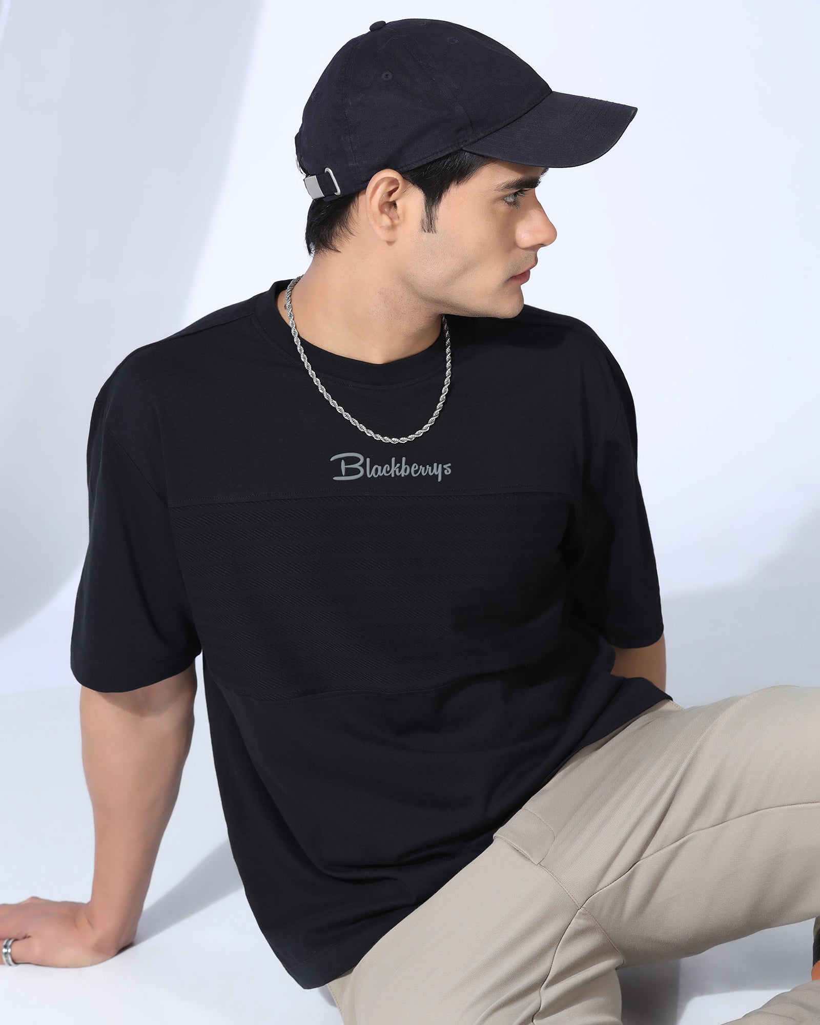 Crew Neck Black Solid T-Shirt - Stroke