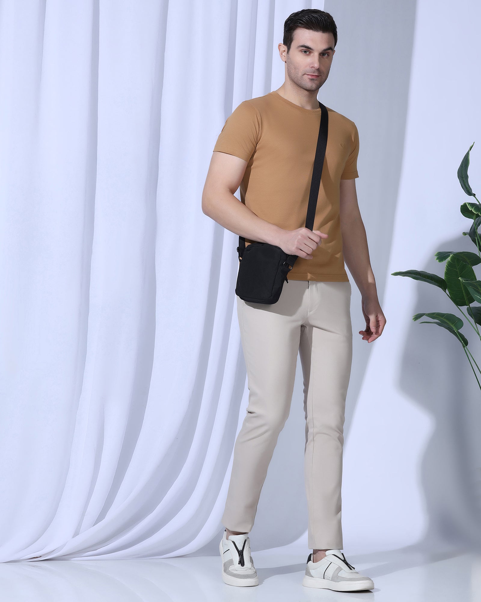 Crew Neck Brown Tan Textured T-Shirt - Corn