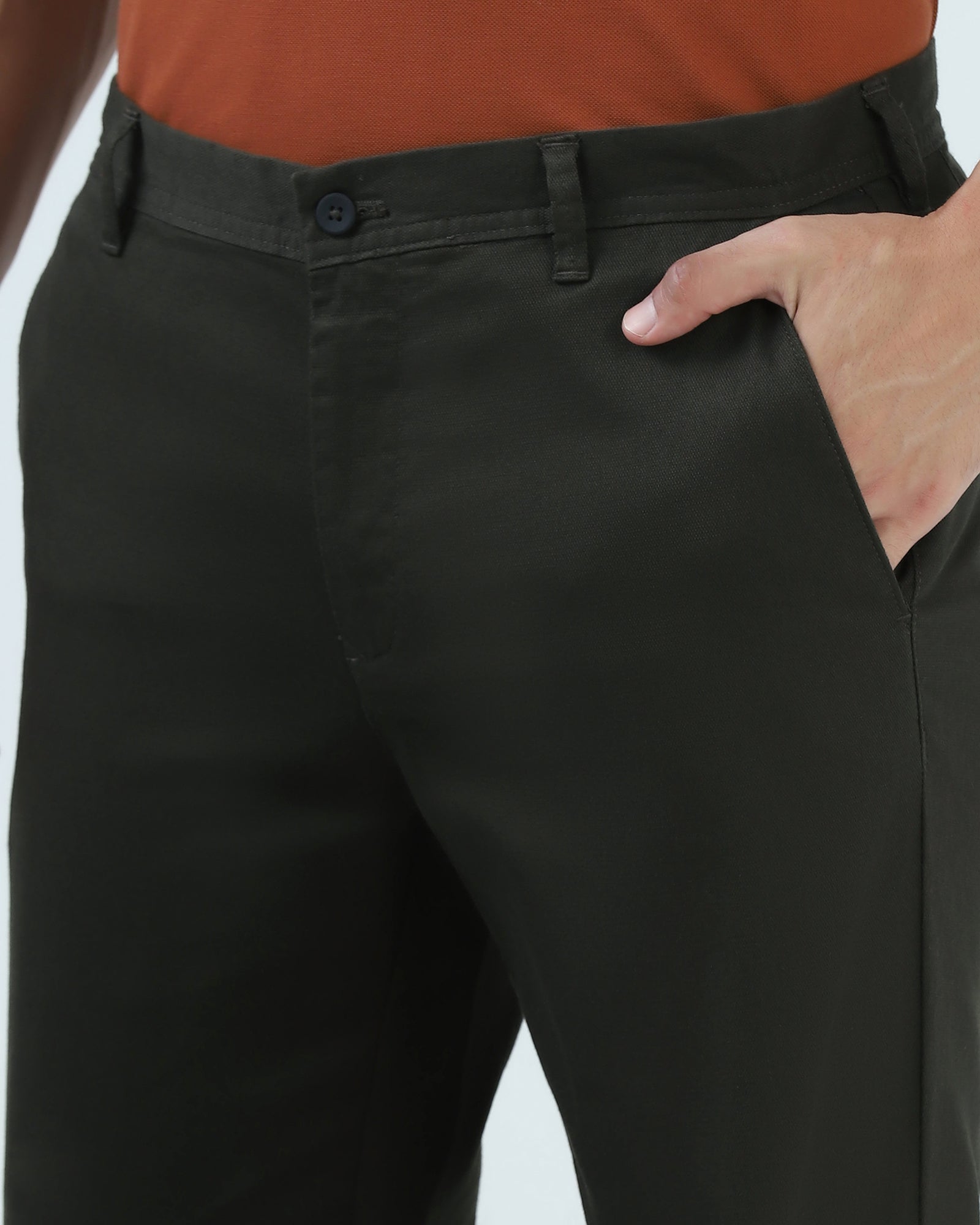 Dark Olive Textured Khakis - Fint