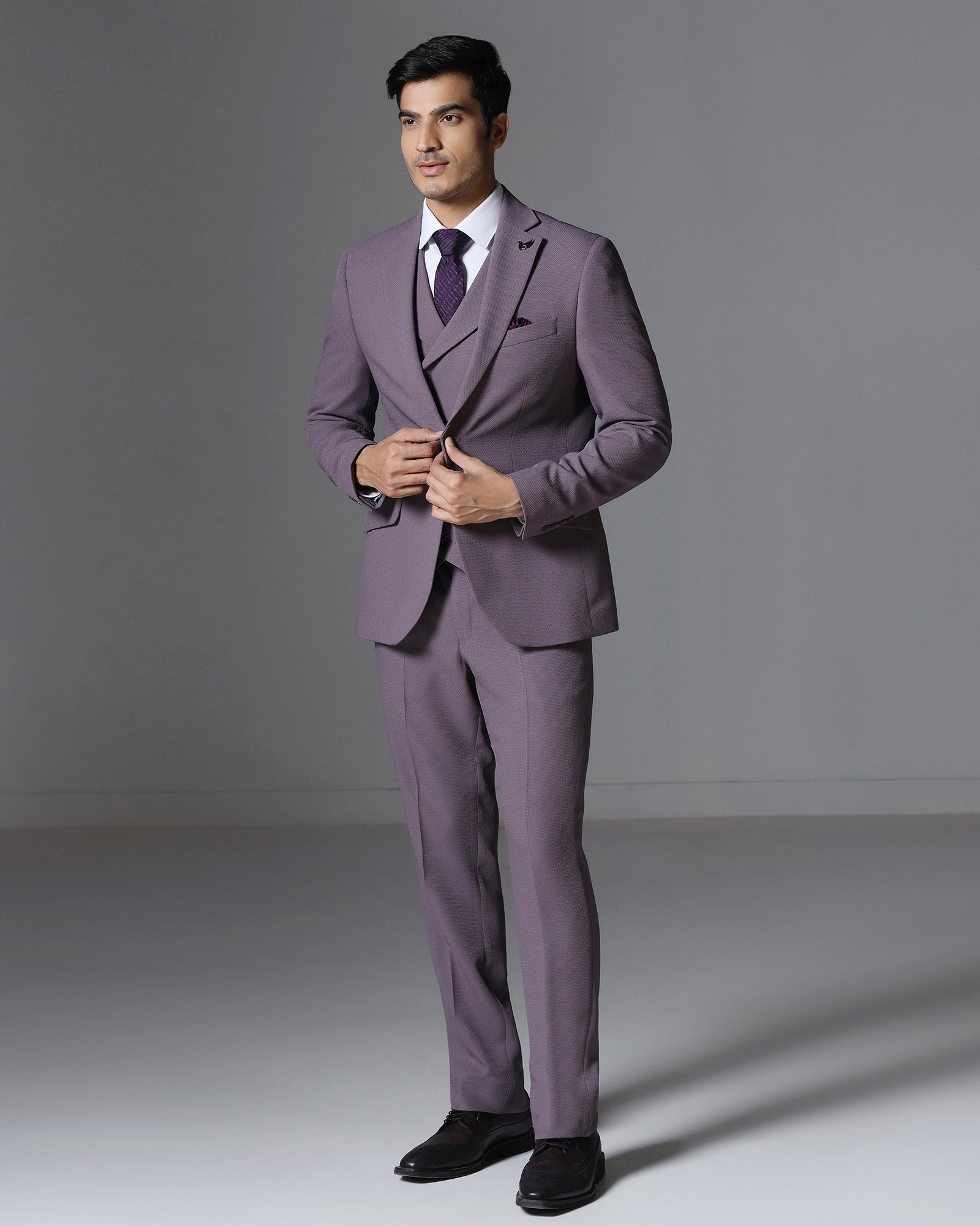 Dusty Pink Three Piece Textured Suit - Gioni