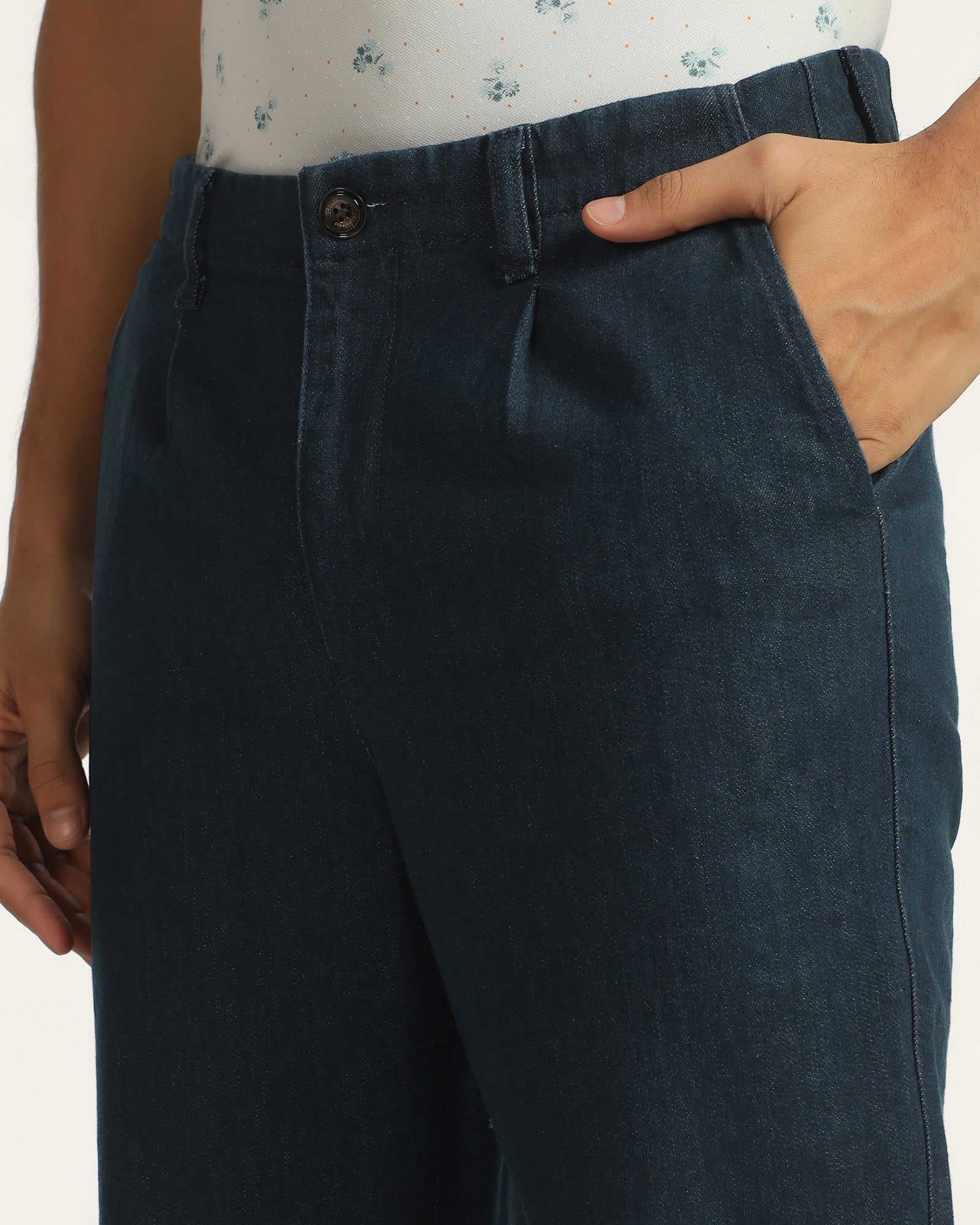 Super Clean Pleated Comfort Fit Indigo Jeans - Jaron