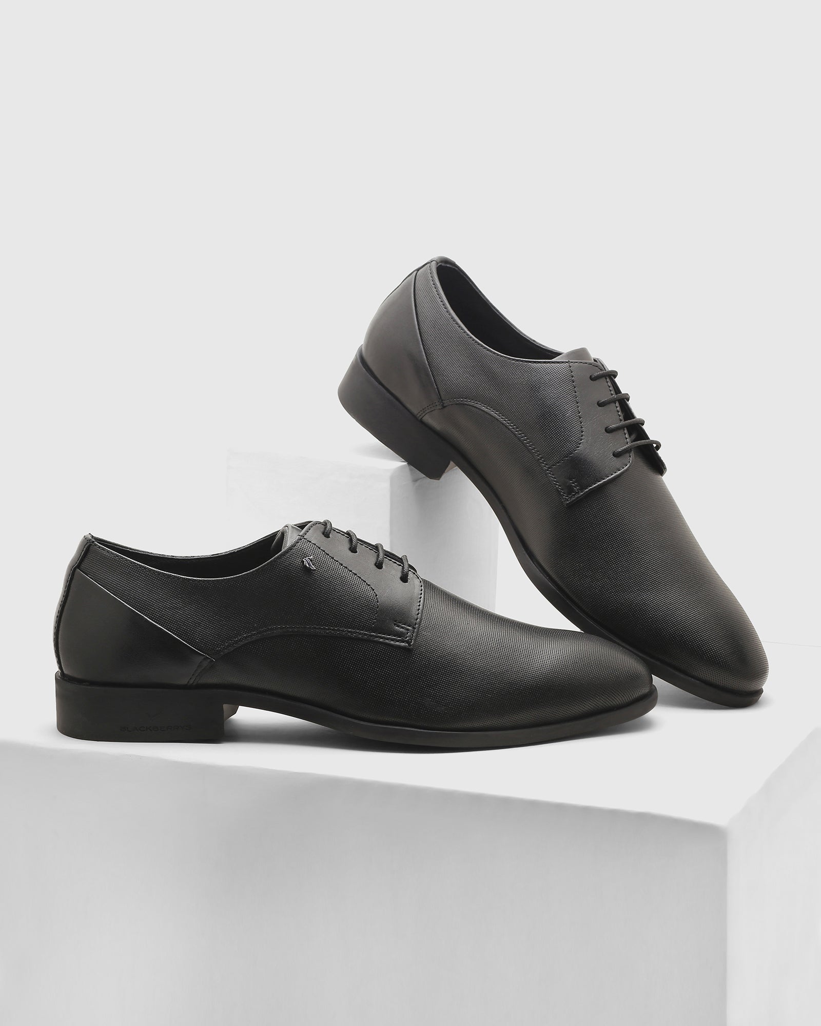 Leather Black Textured Derby Shoes - New Kerry