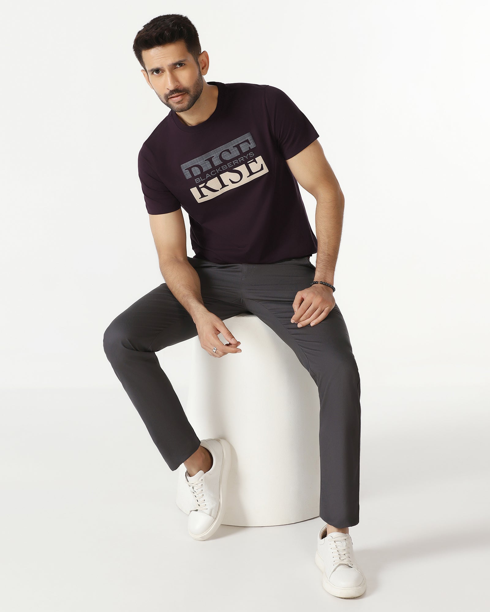 Fig Crew Neck Solid T-Shirt - Rise