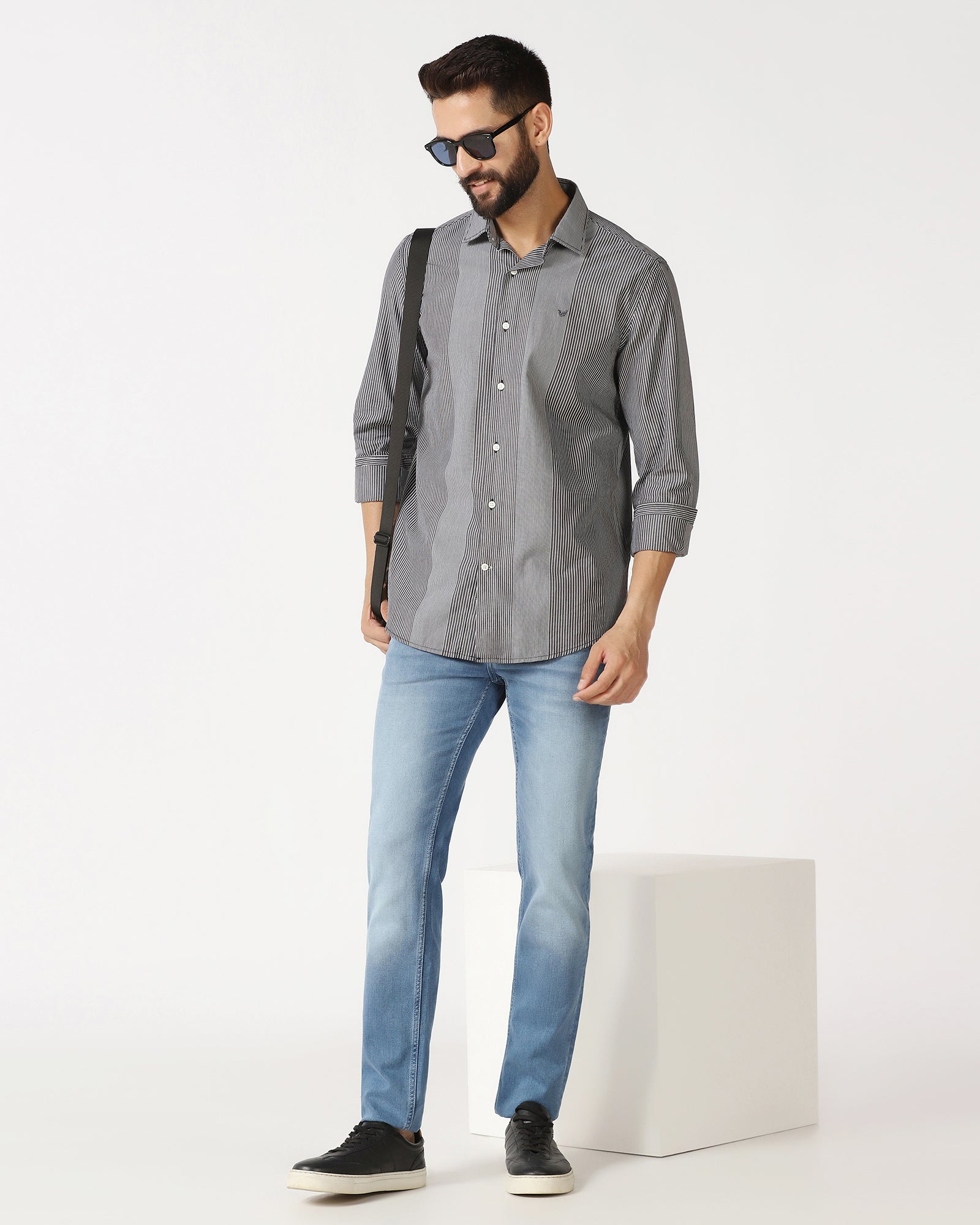 Indigo Super Clean Slim Fit Jeans - Milo