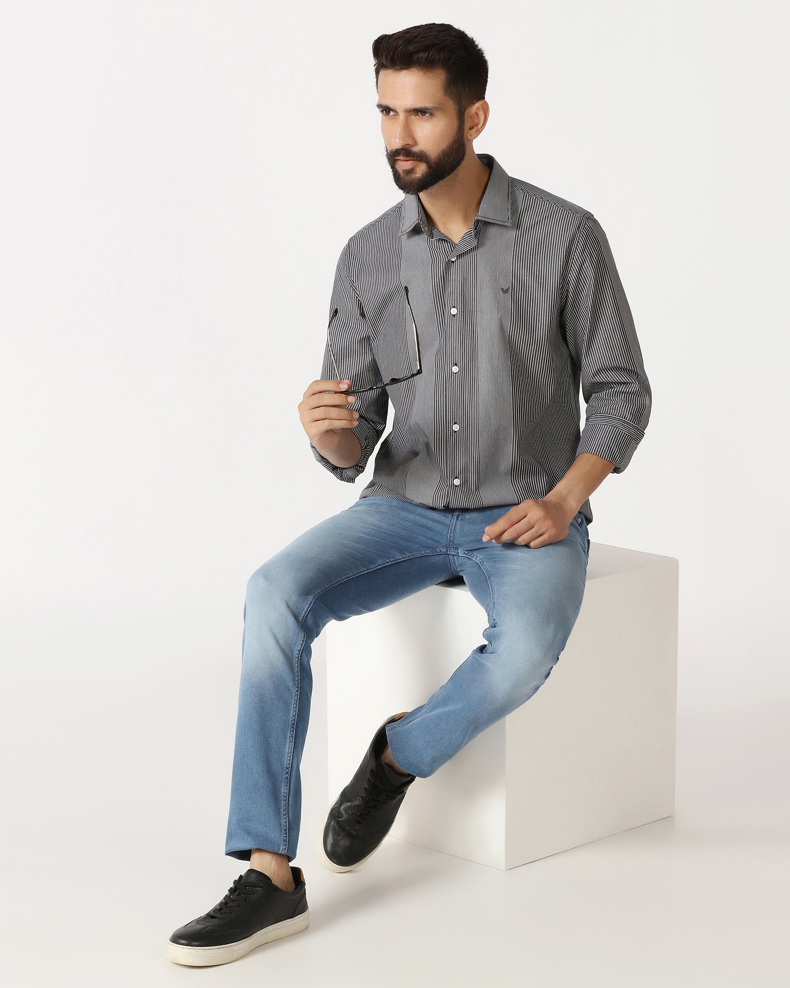 Indigo Super Clean Slim Fit Jeans - Milo