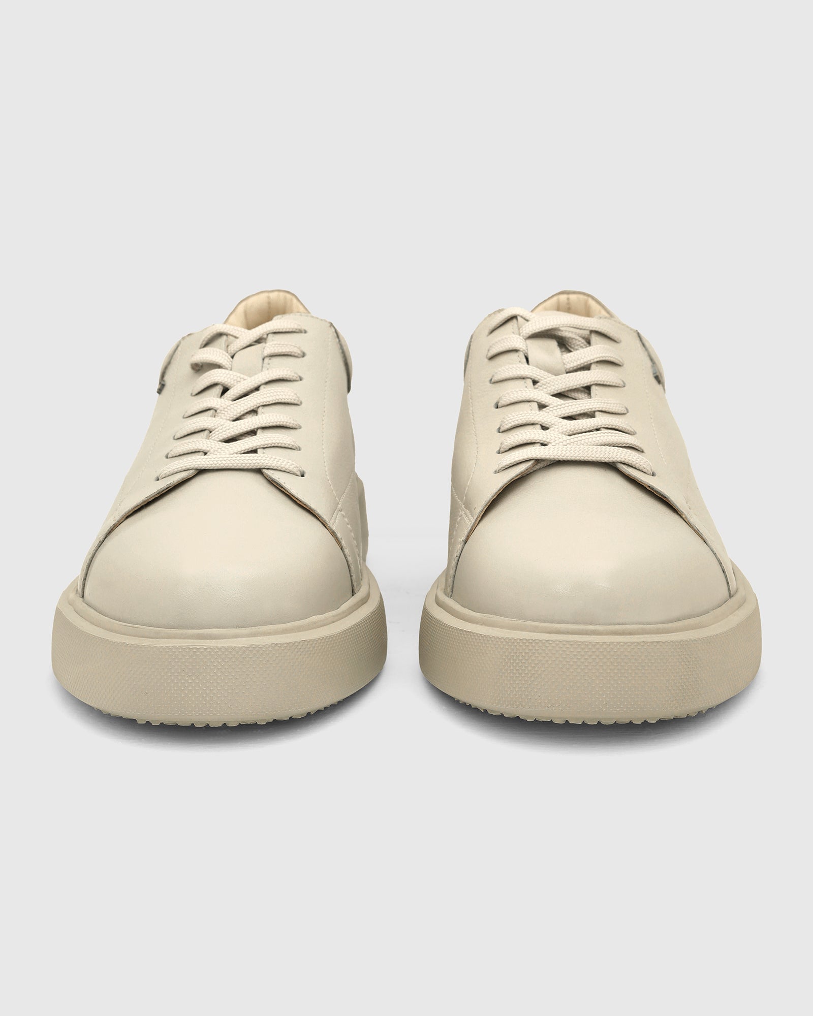 Leather Acru Solid Sneakers - Vosil