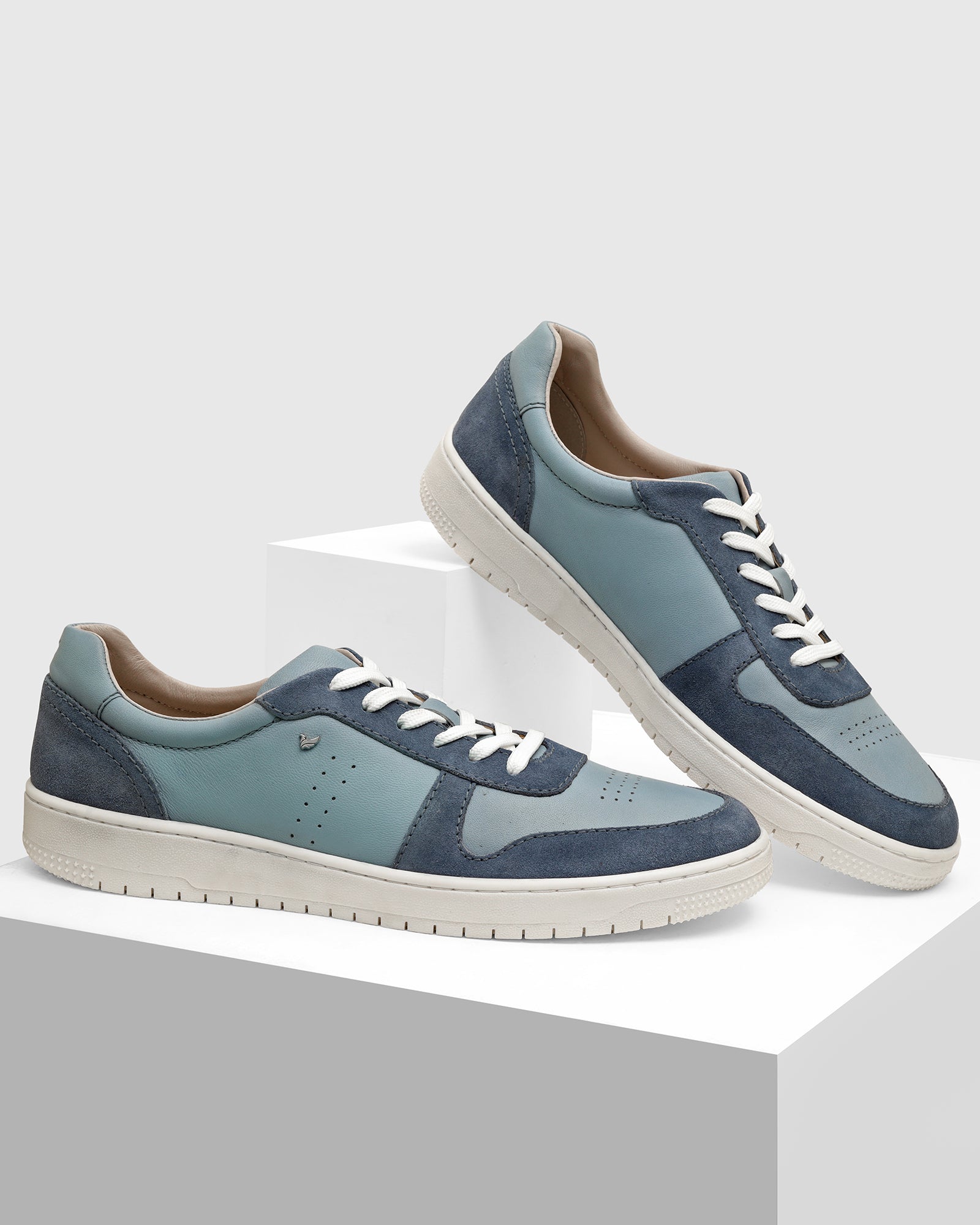 Leather Blue Solid Sneakers - Venice