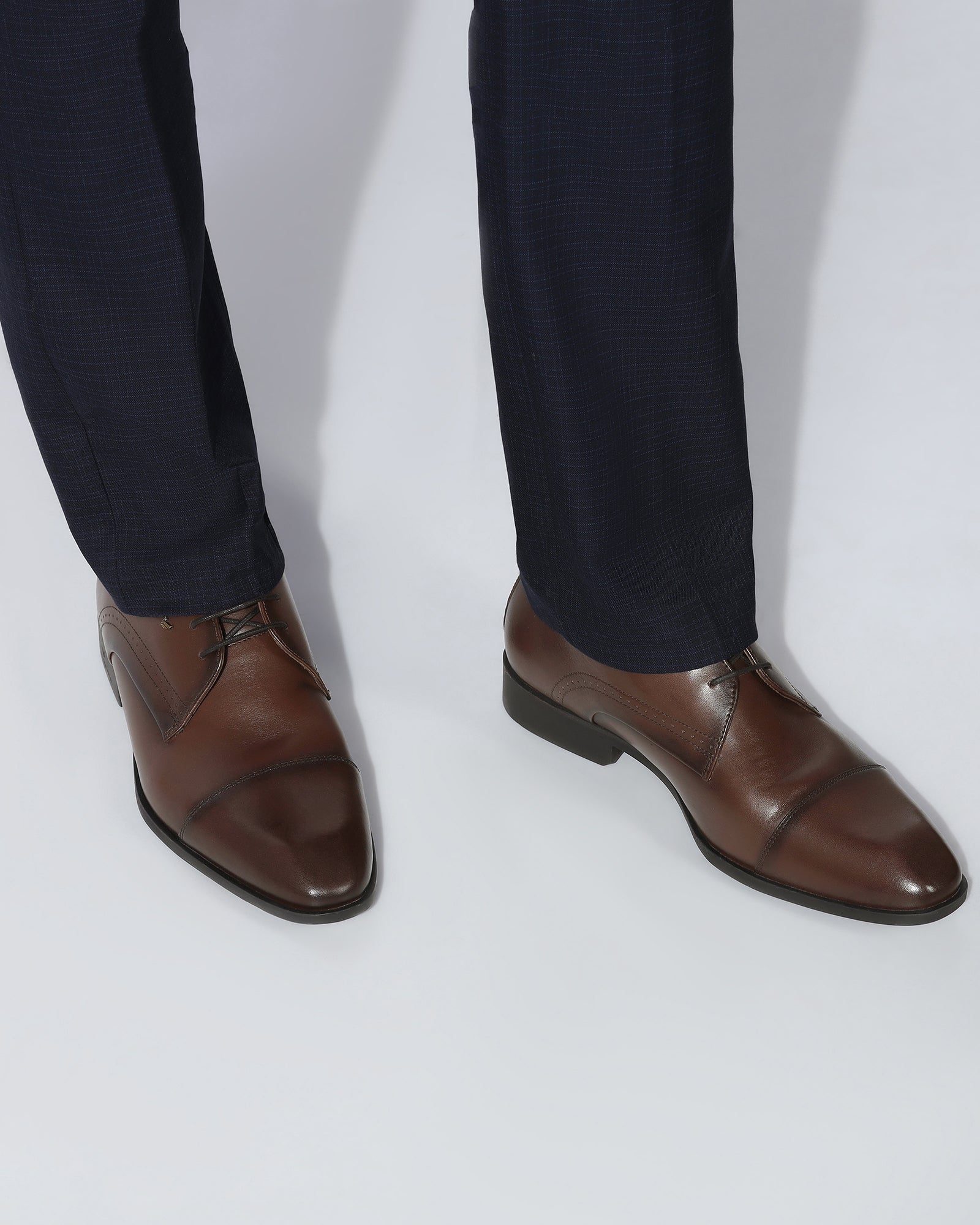 Leather Brown Solid Derby Shoes - Vakul