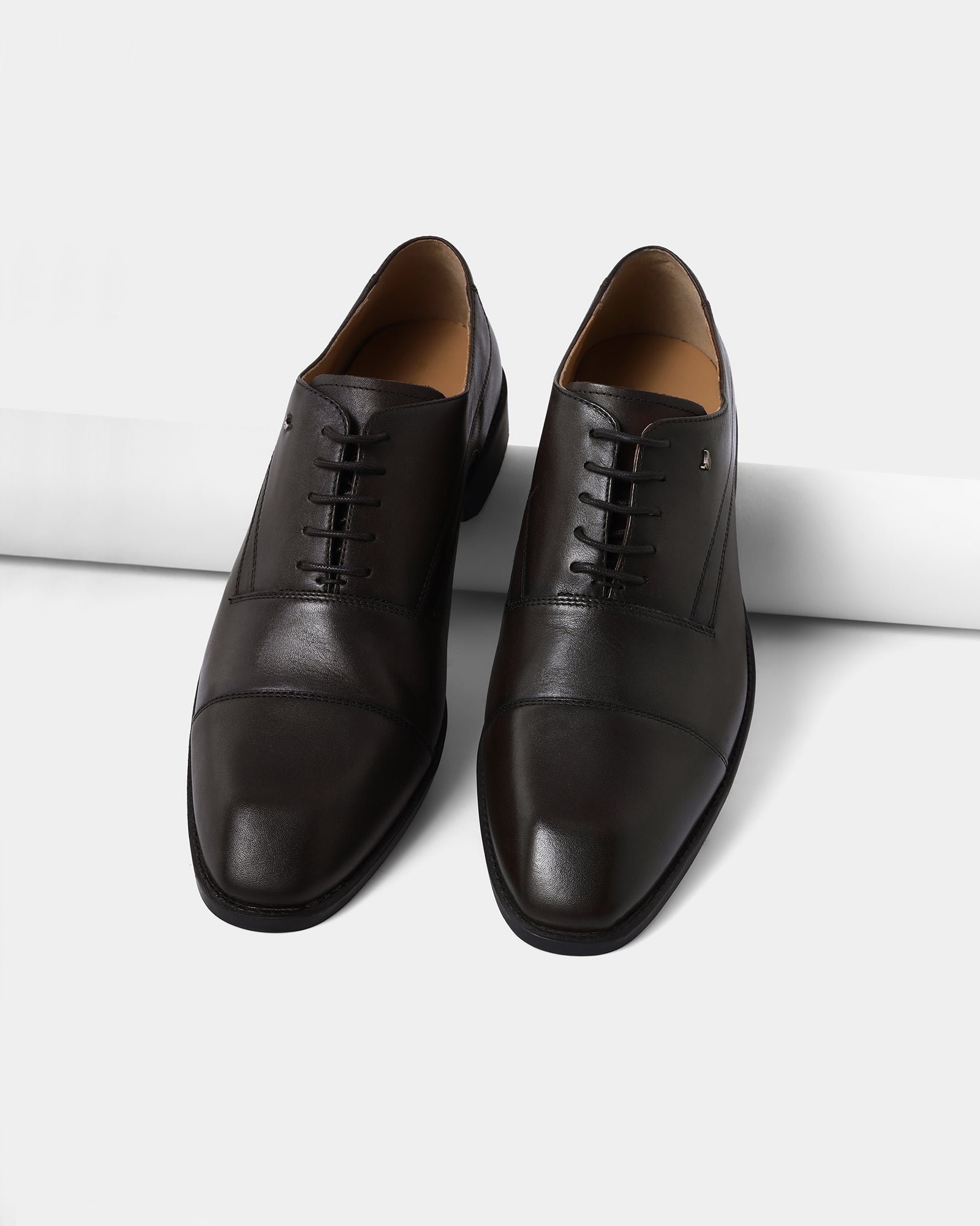 Leather Brown Solid Oxford Shoes - Apricot