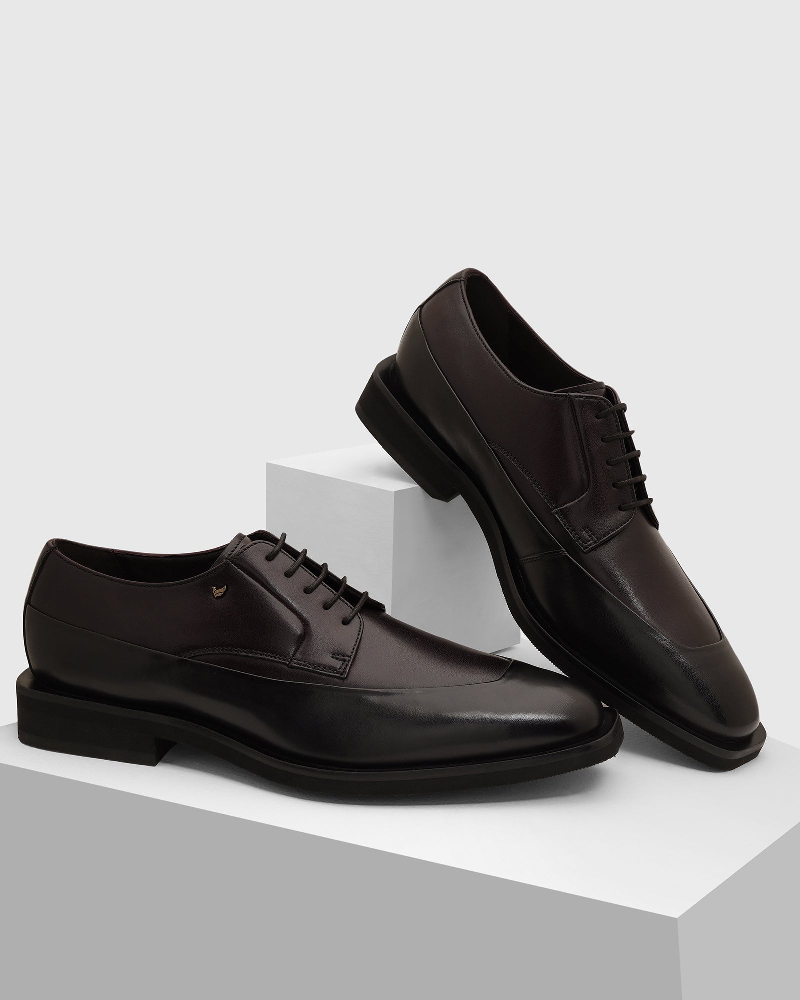 Leather Burgandy Solid Oxford Shoes - Vistara