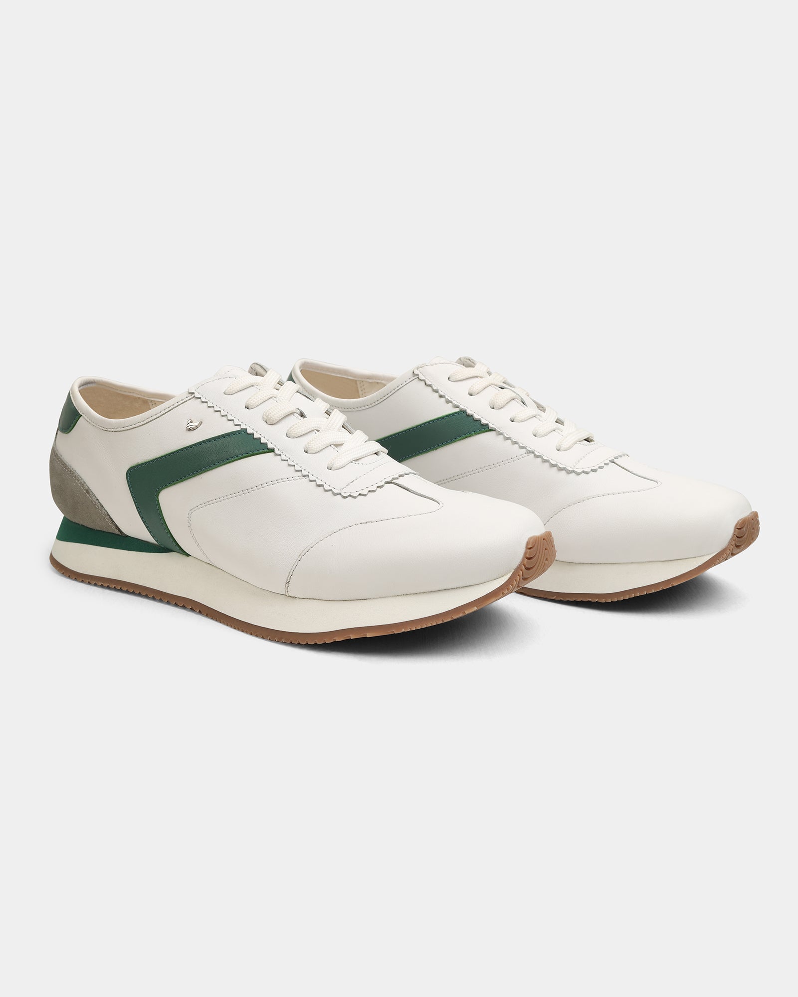 Leather Off White Solid Sneakers - Voro