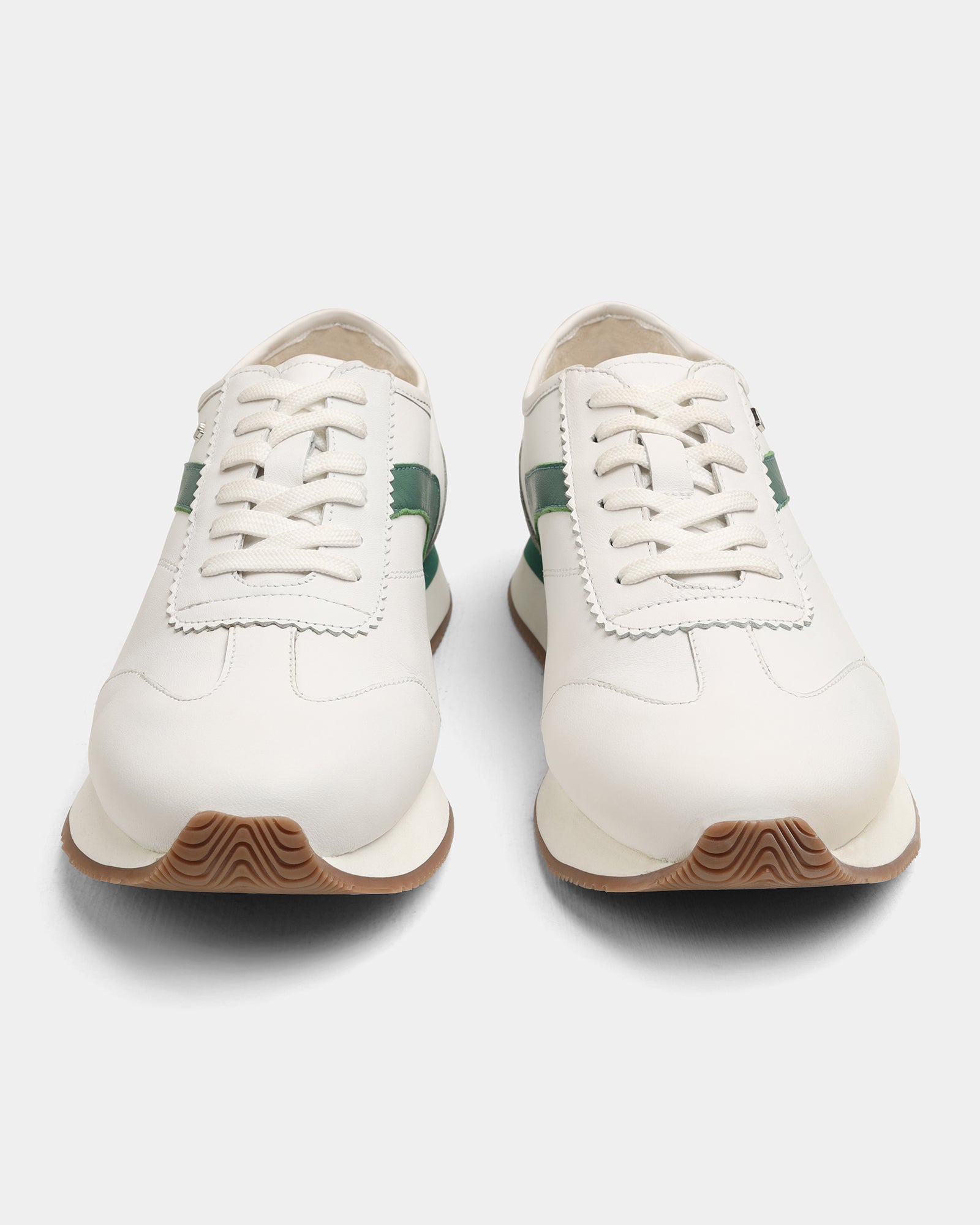 Leather Off White Solid Sneakers - Voro