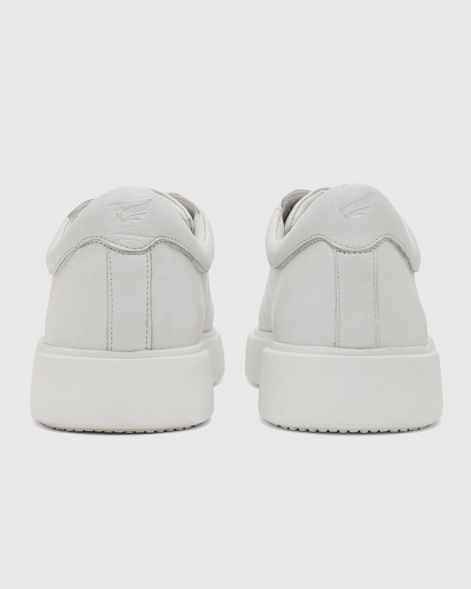 Leather White Solid Sneakers - Vosil