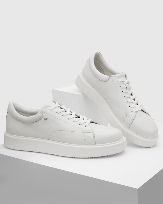 Leather White Solid Sneakers - Vosil