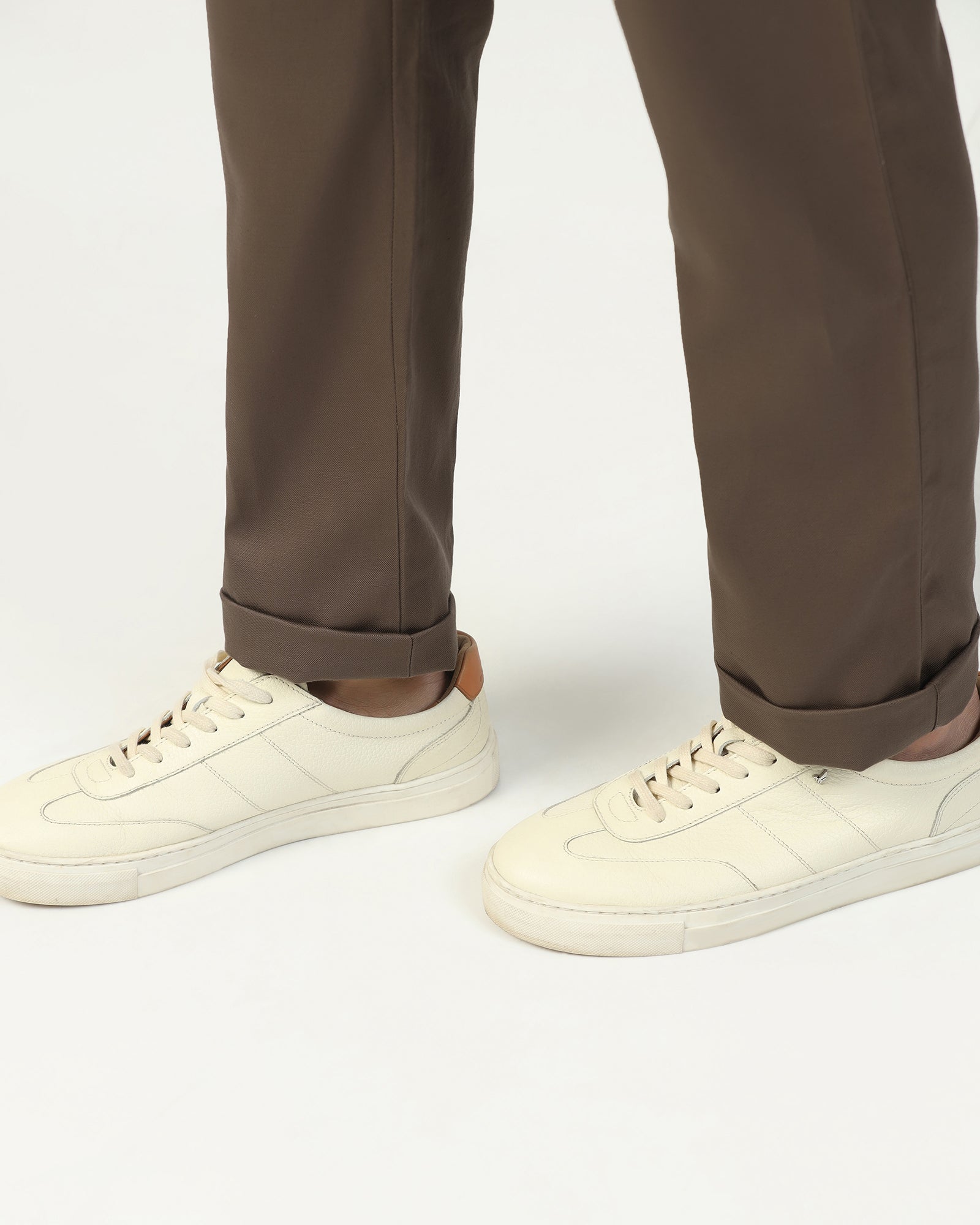 Linen Slim Comfort B-95 Casual Brown Solid Khakis - Edwin