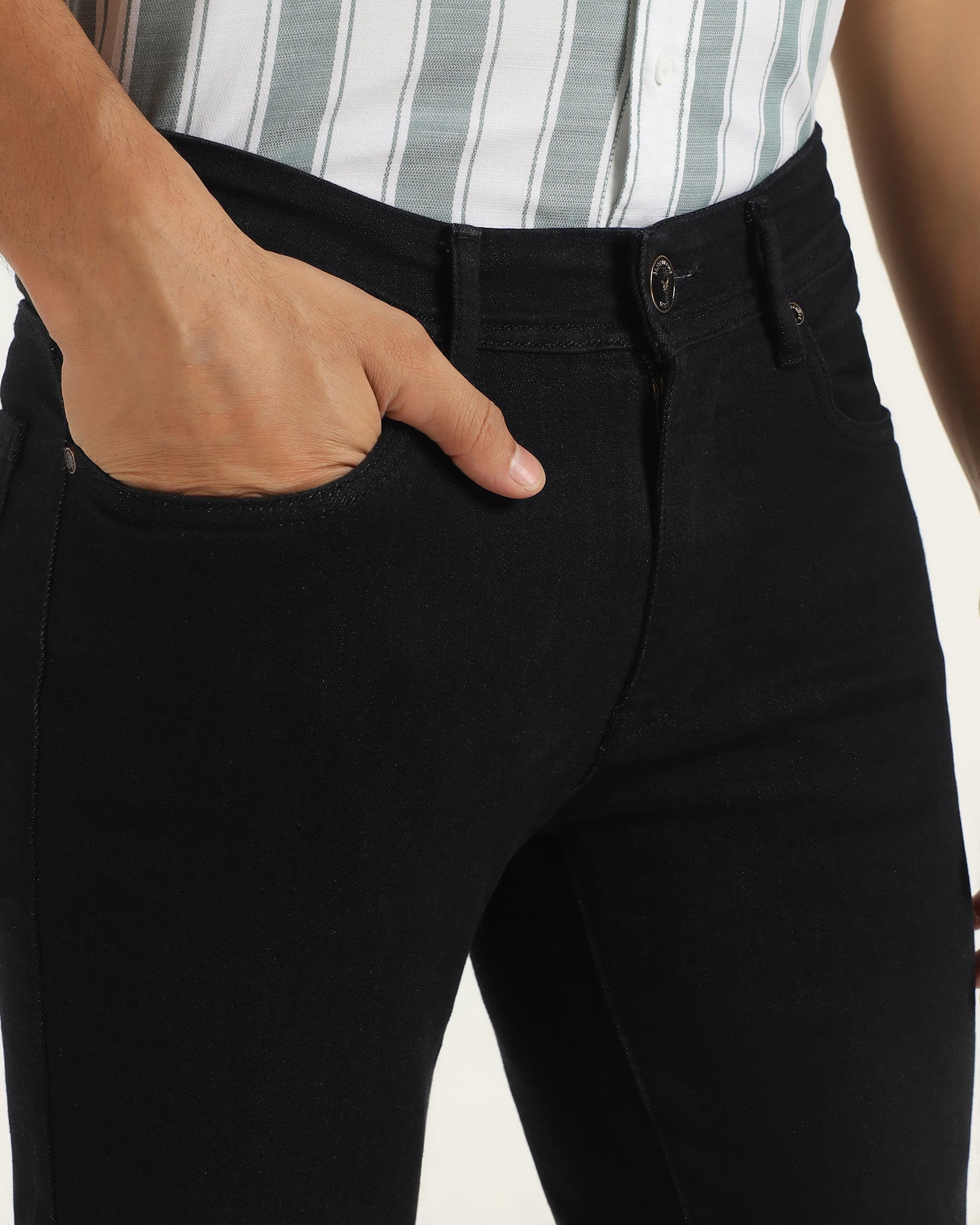 Luxe Slim Yonk Fit Black Jeans - Zephyr