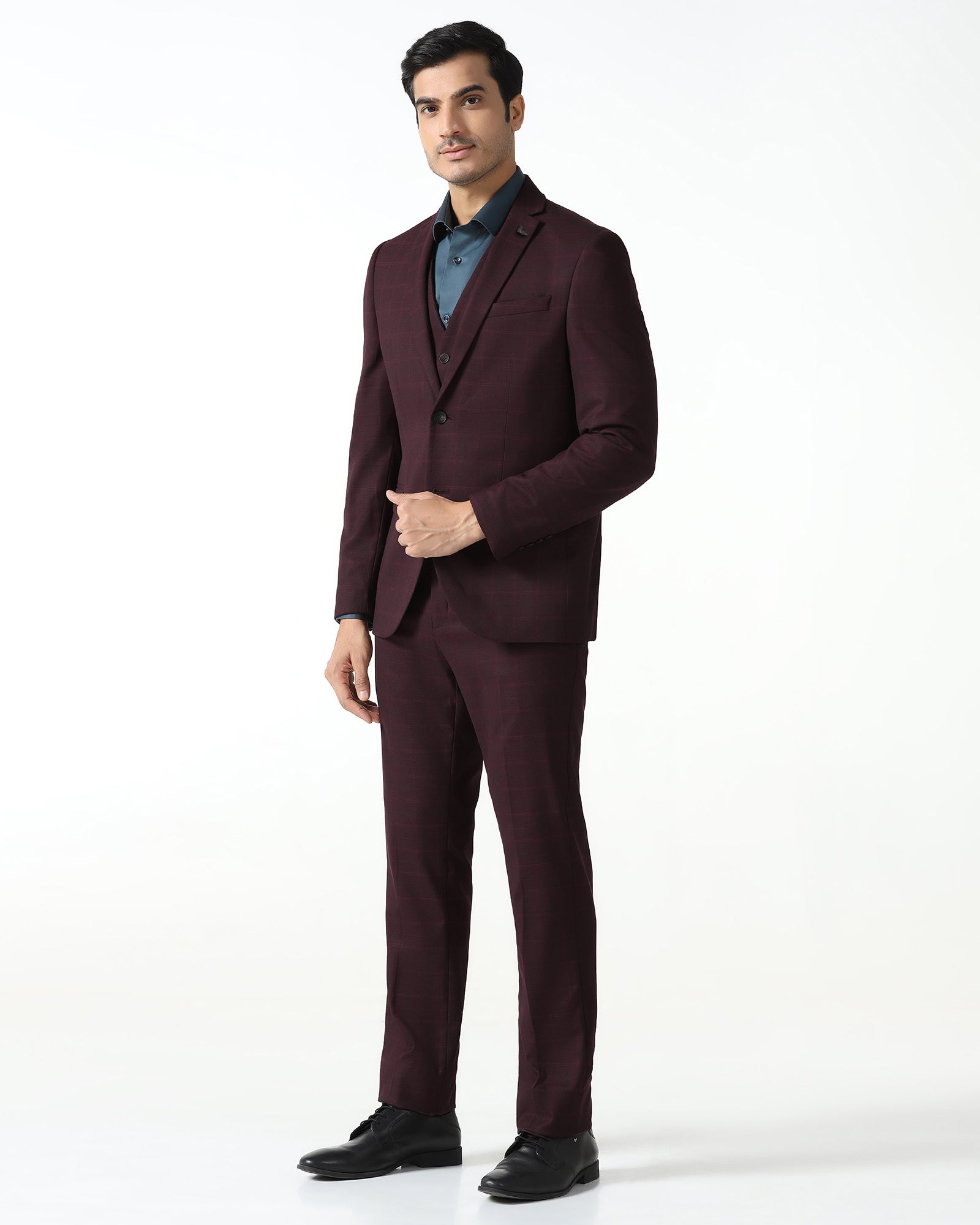 Maroon Three Piece Check Suit - Qester