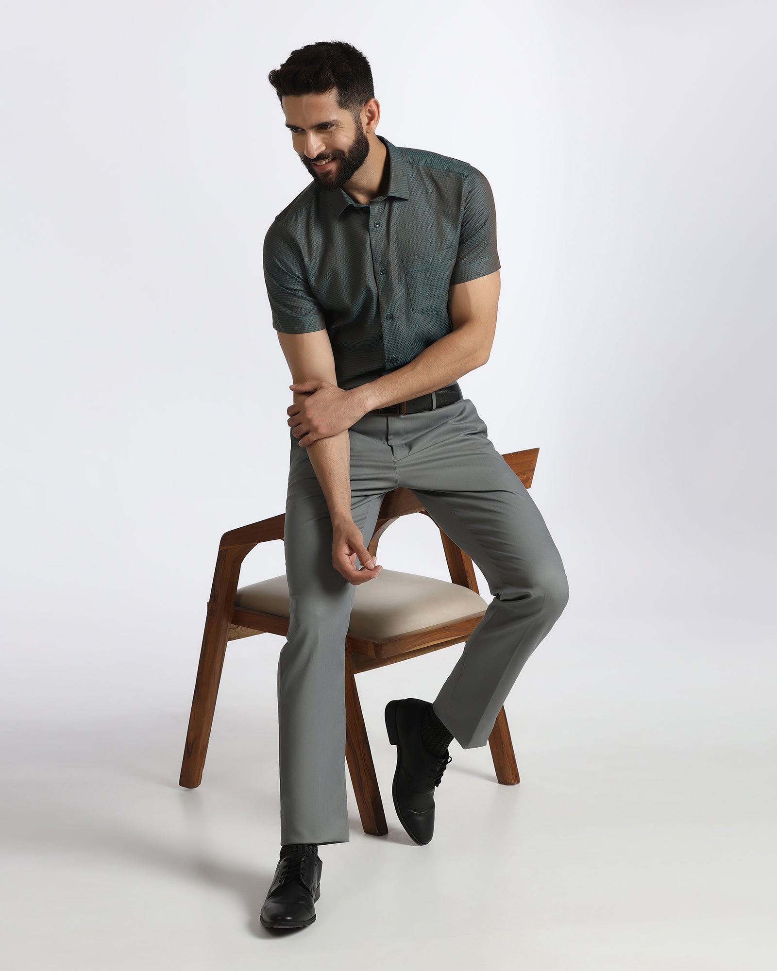 Mid Grey Solid Trouser - Roku
