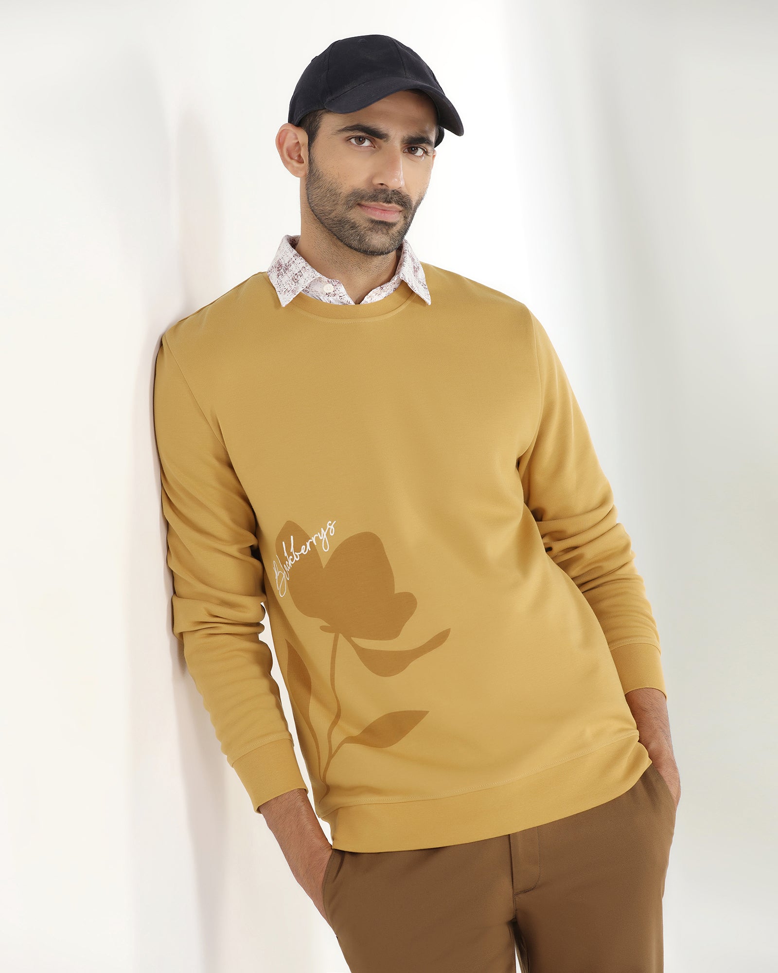 Mustard Crew Neck Solid Sweatshirt - Eve