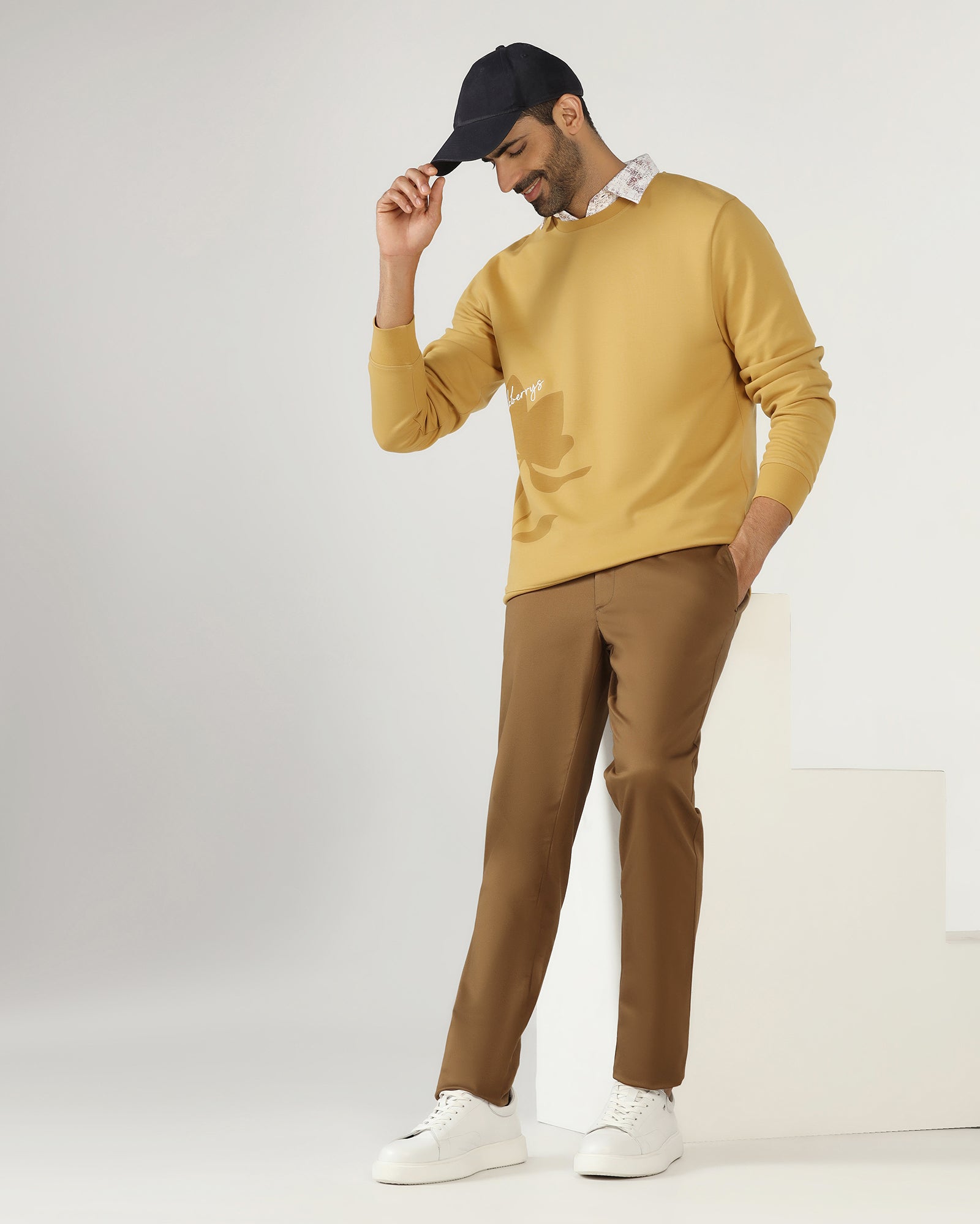 Mustard Crew Neck Solid Sweatshirt - Eve