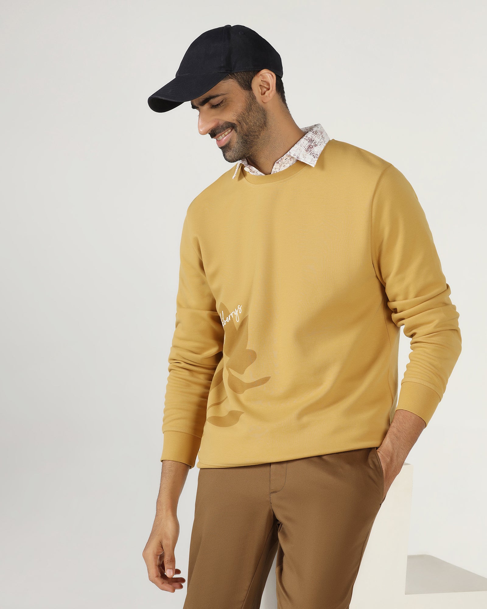 Mustard Crew Neck Solid Sweatshirt - Eve