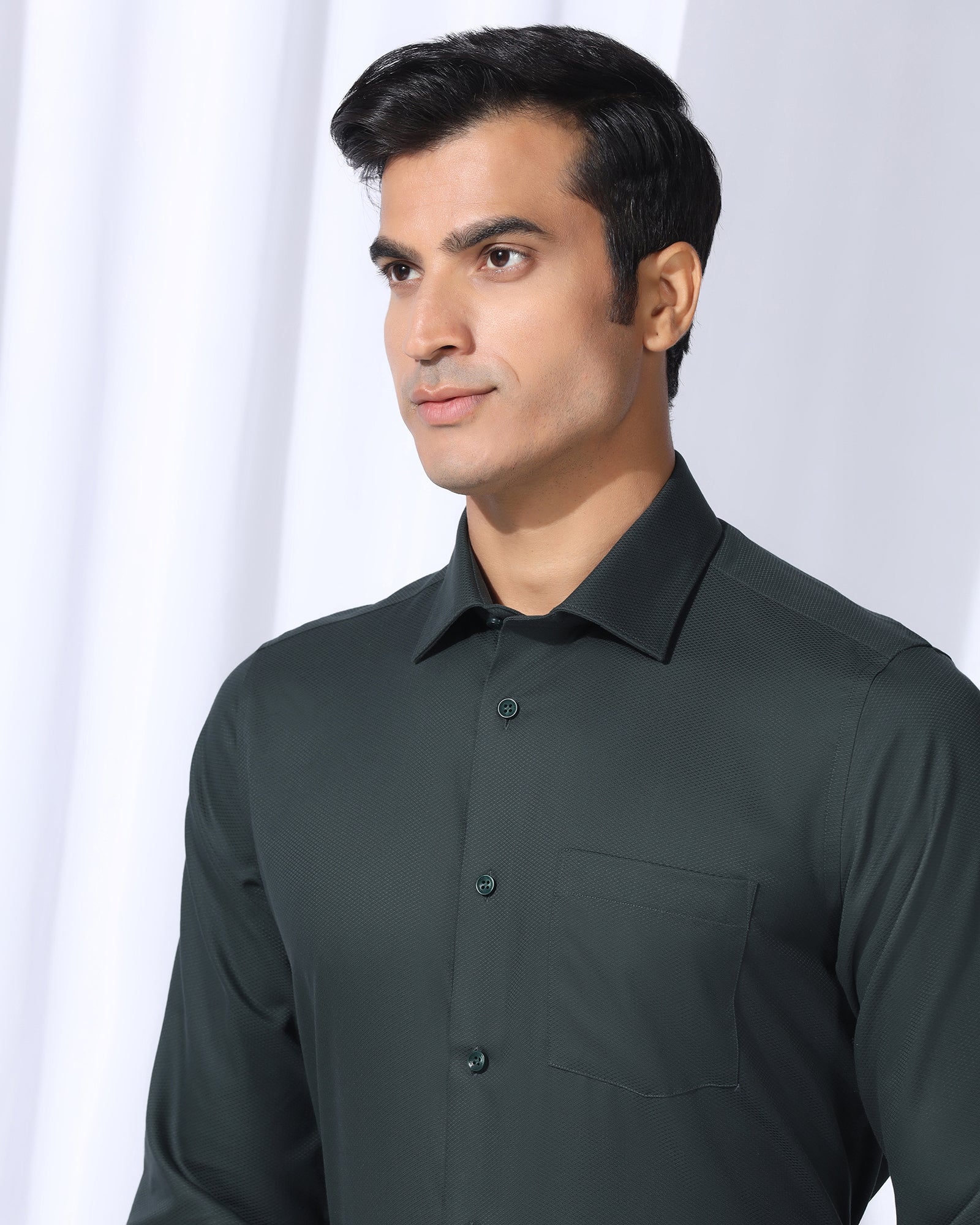 Non Iron Formal Dark Green Solid Shirt - P31