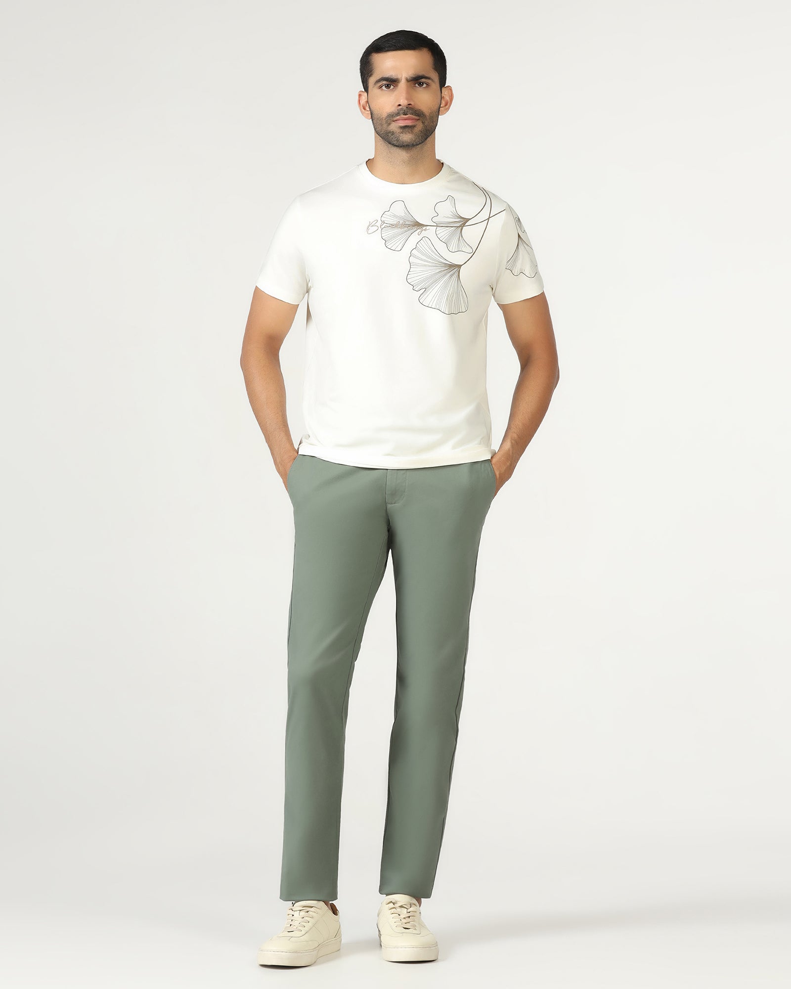 Off White Crew Neck Solid T-Shirt - Roxx