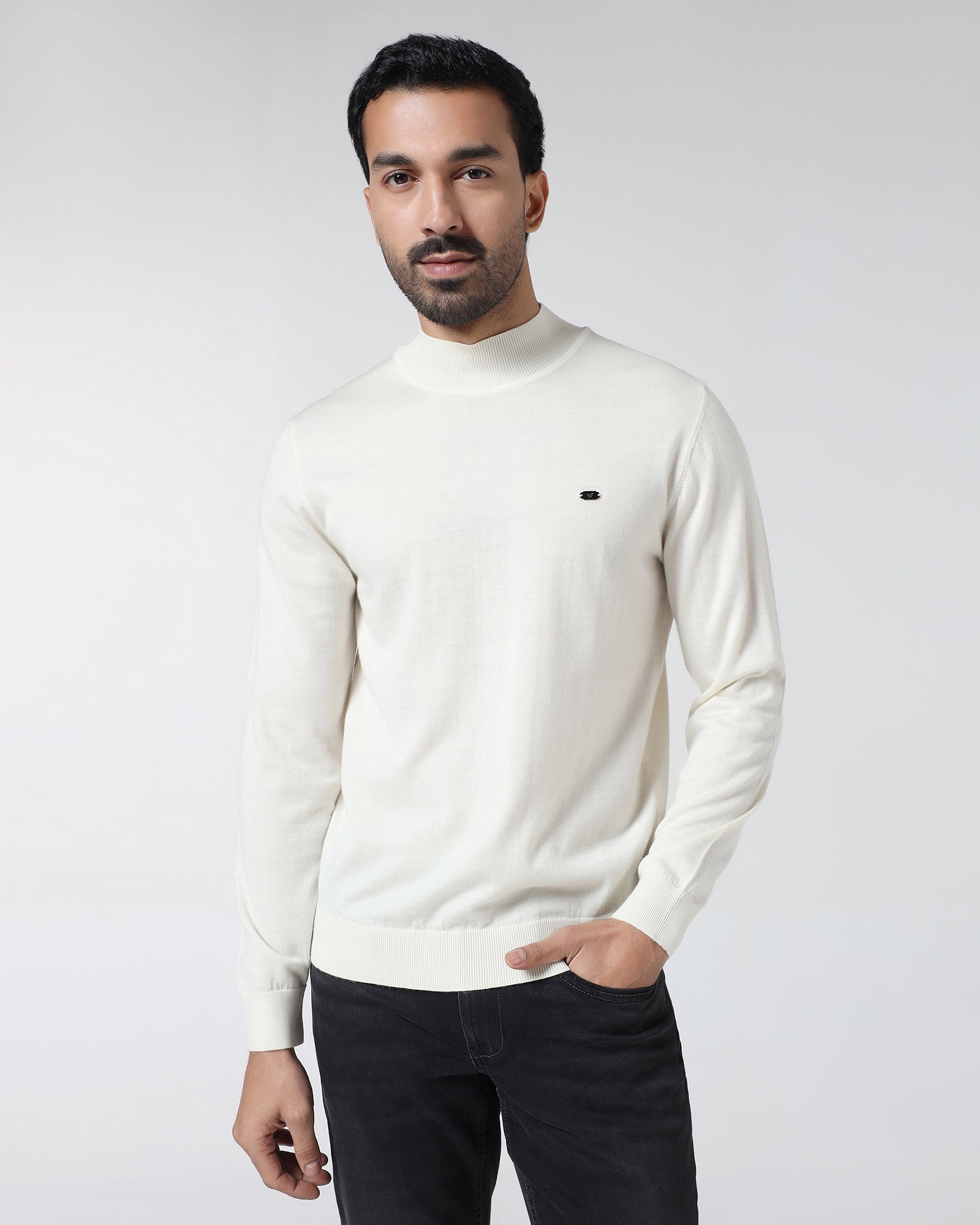 Off White Solid Sweater - Jester
