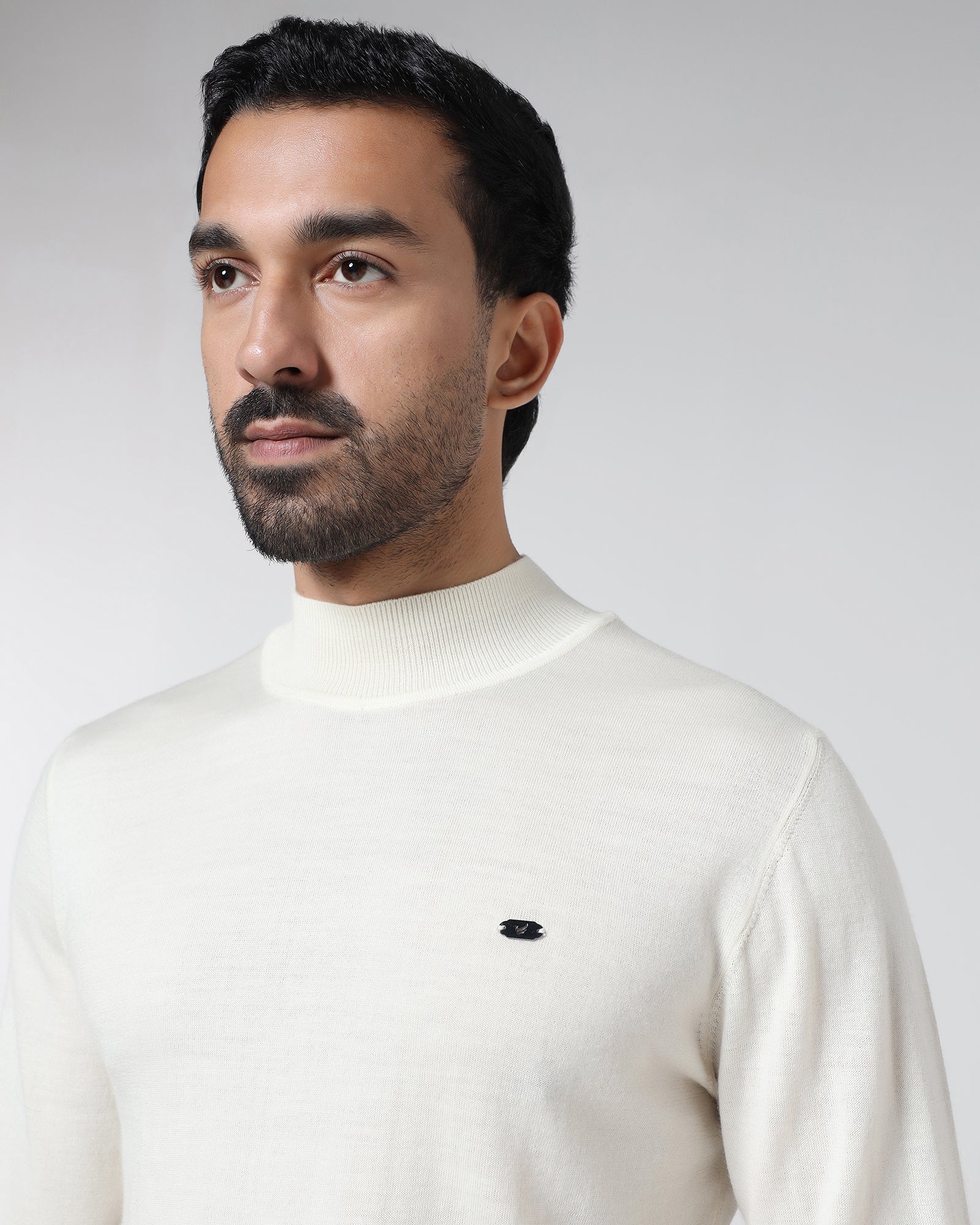 Off White Solid Sweater - Jester