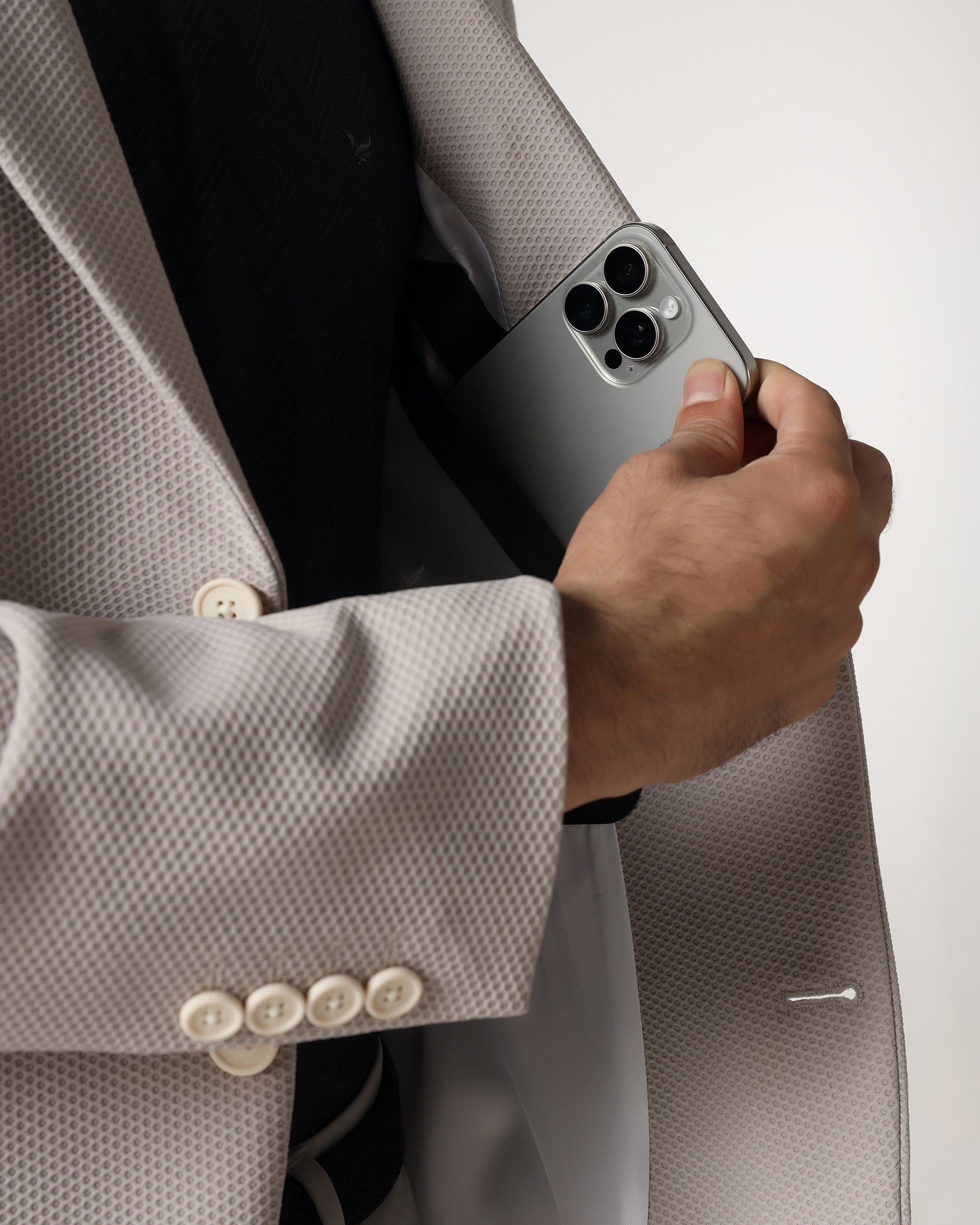 Off White TechPro Textured Blazer - Bowmore