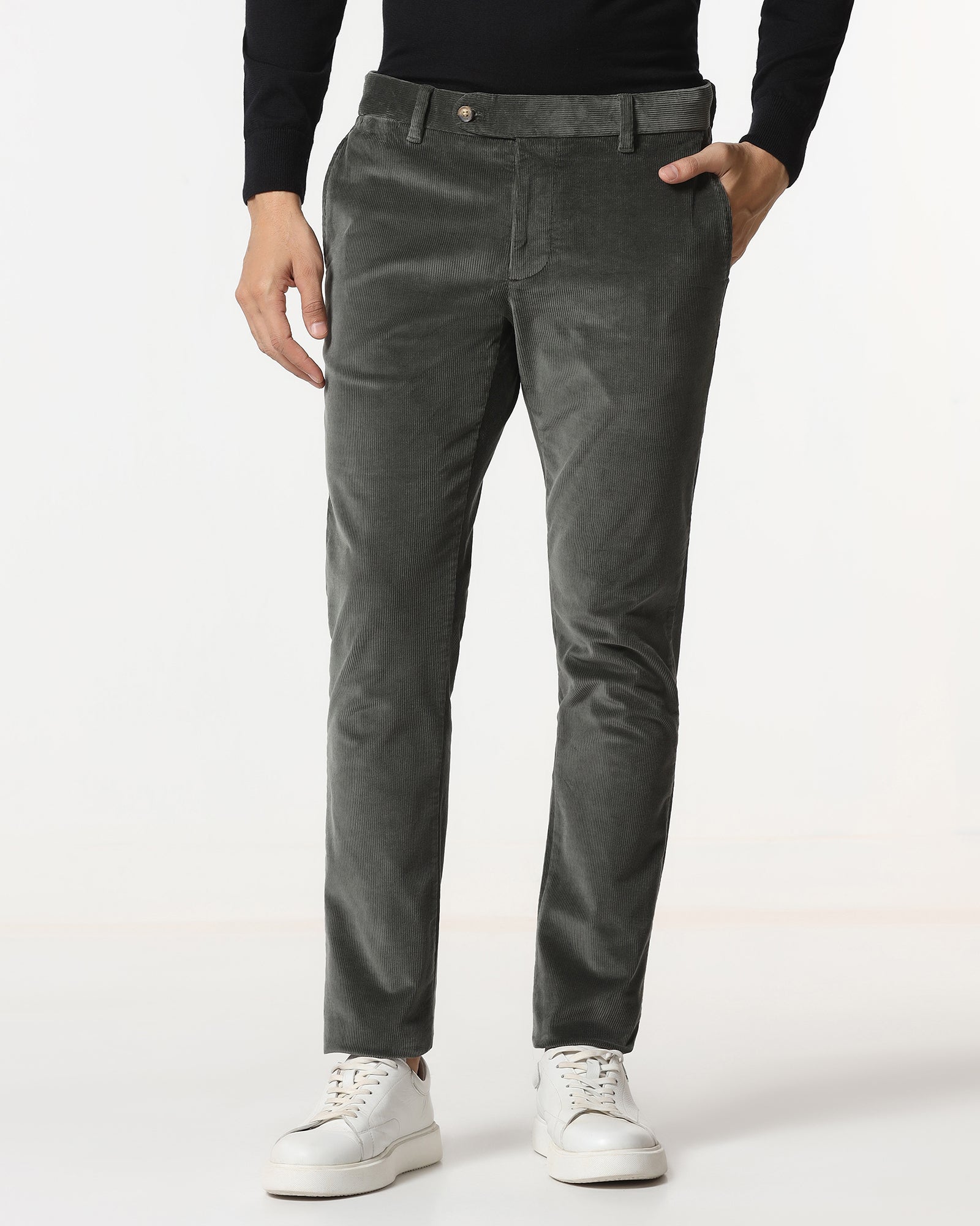 Olive Corduroy Solid Khakis - Gerone