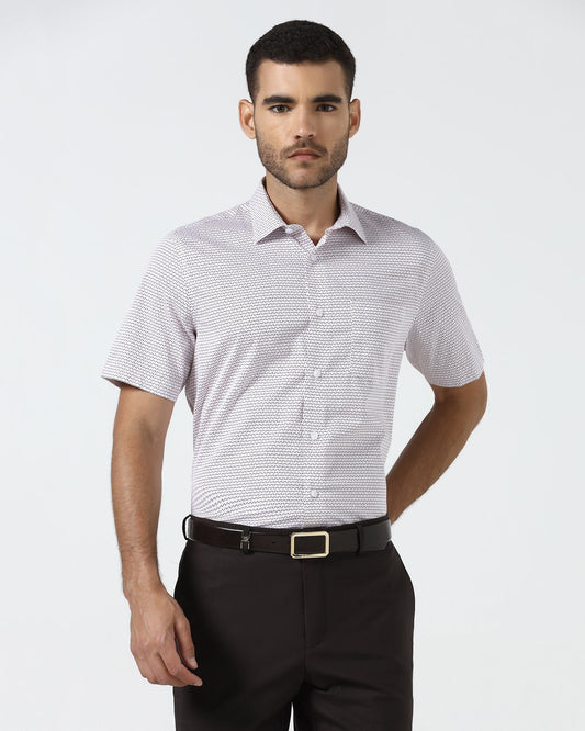 Red Half Sleeve Non Iron Printed Shirt - Everest
