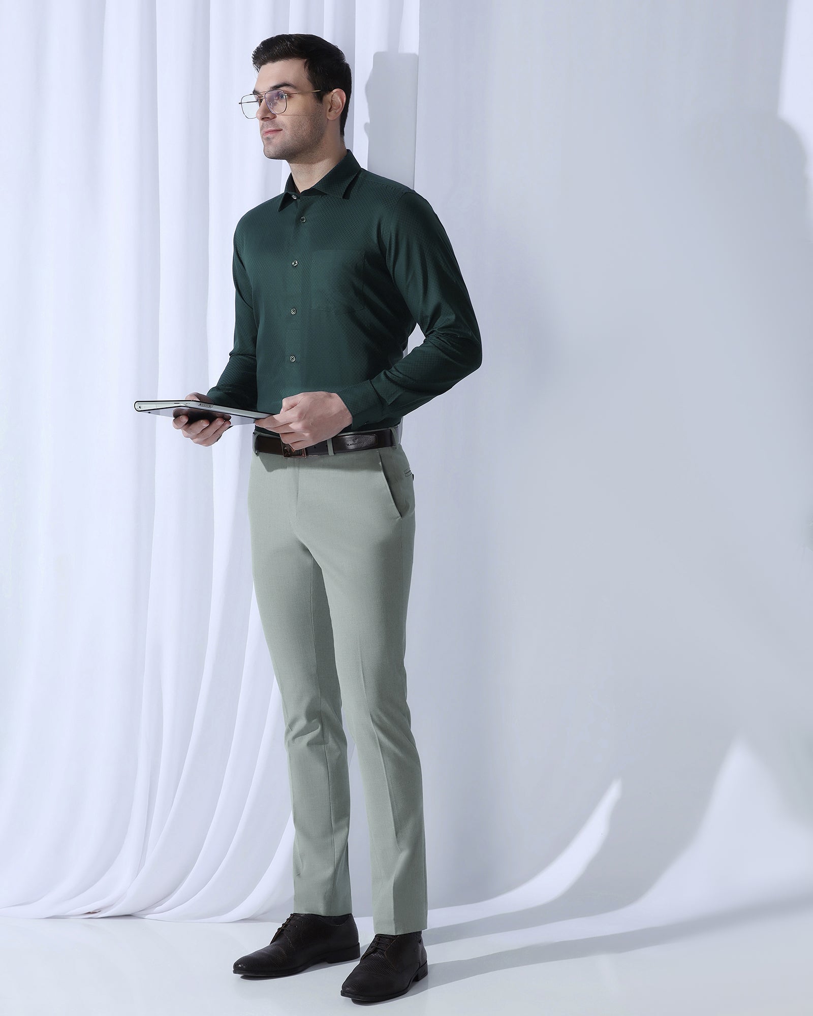 Slim Fit B-91 Formal Light Green Solid Trouser - Jonny