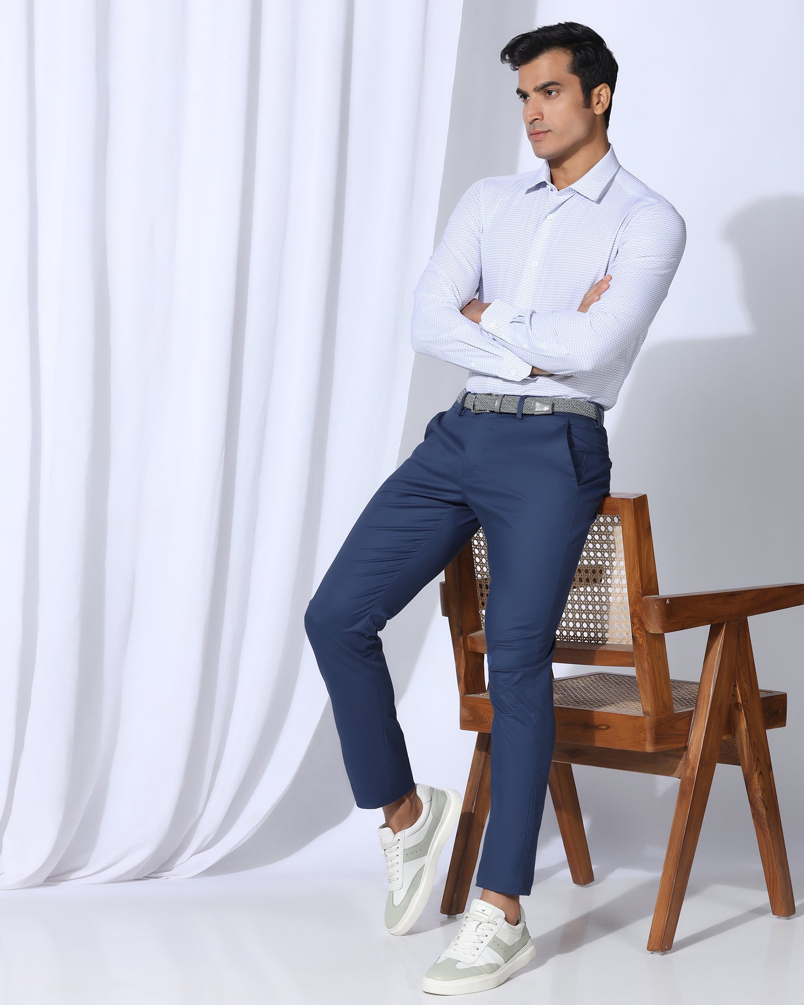 Slim Comfort B-95 Casual Blue Solid Khakis - Androit