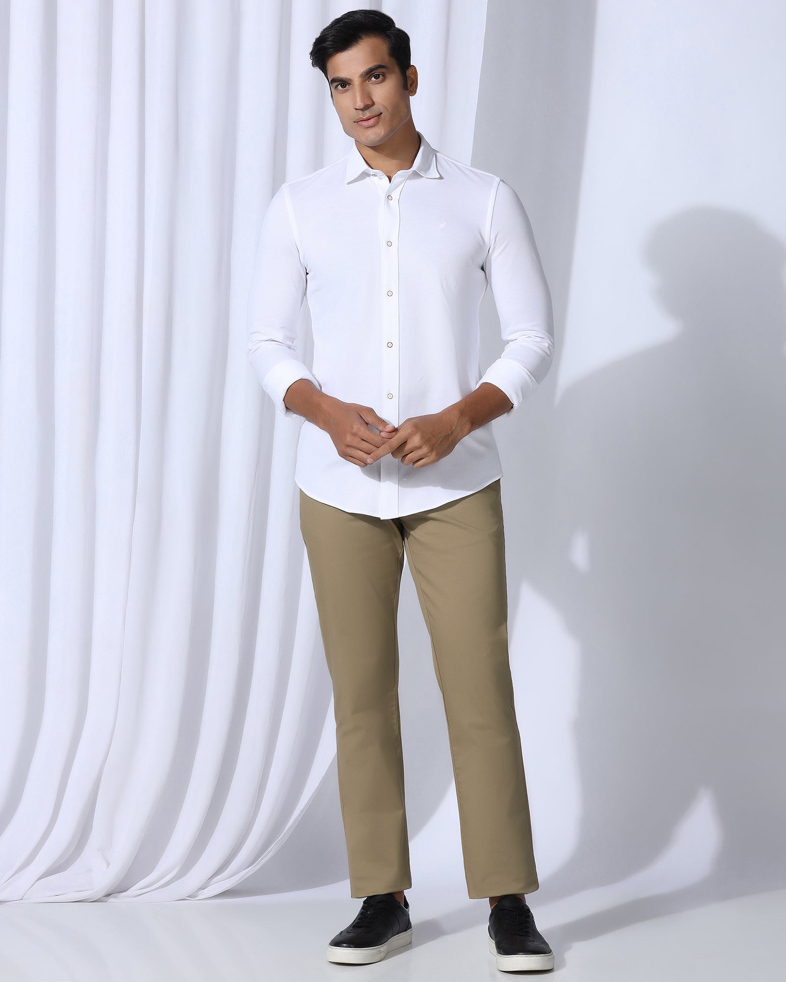 Straight B-90 Casual Khaki Solid Khakis - Martin