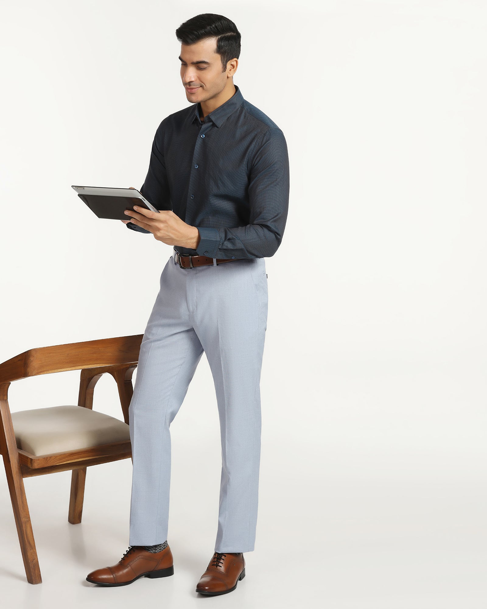 Straight B-90 Formal Light Blue Textured Trouser - musk